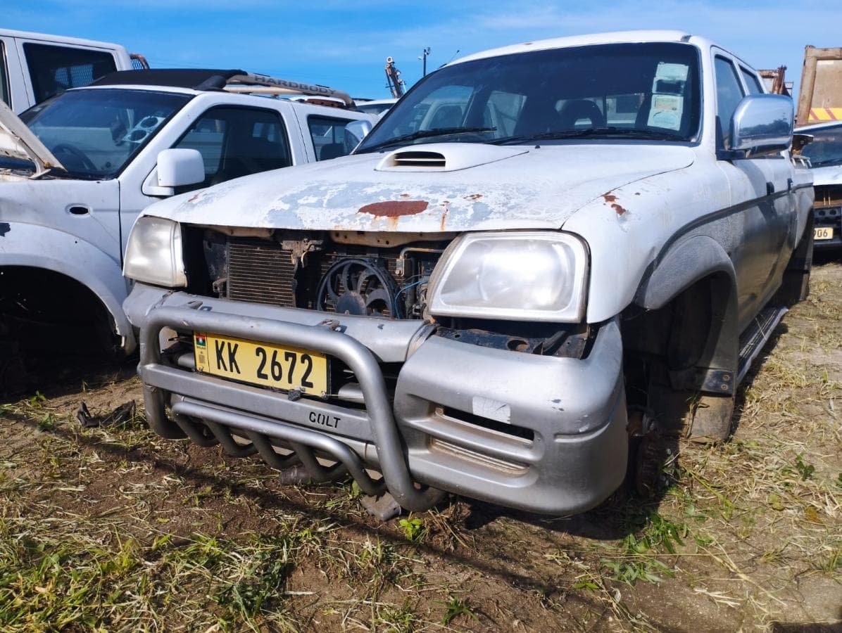 Pickup  Mitsubishi COLT 2.8 — image 10