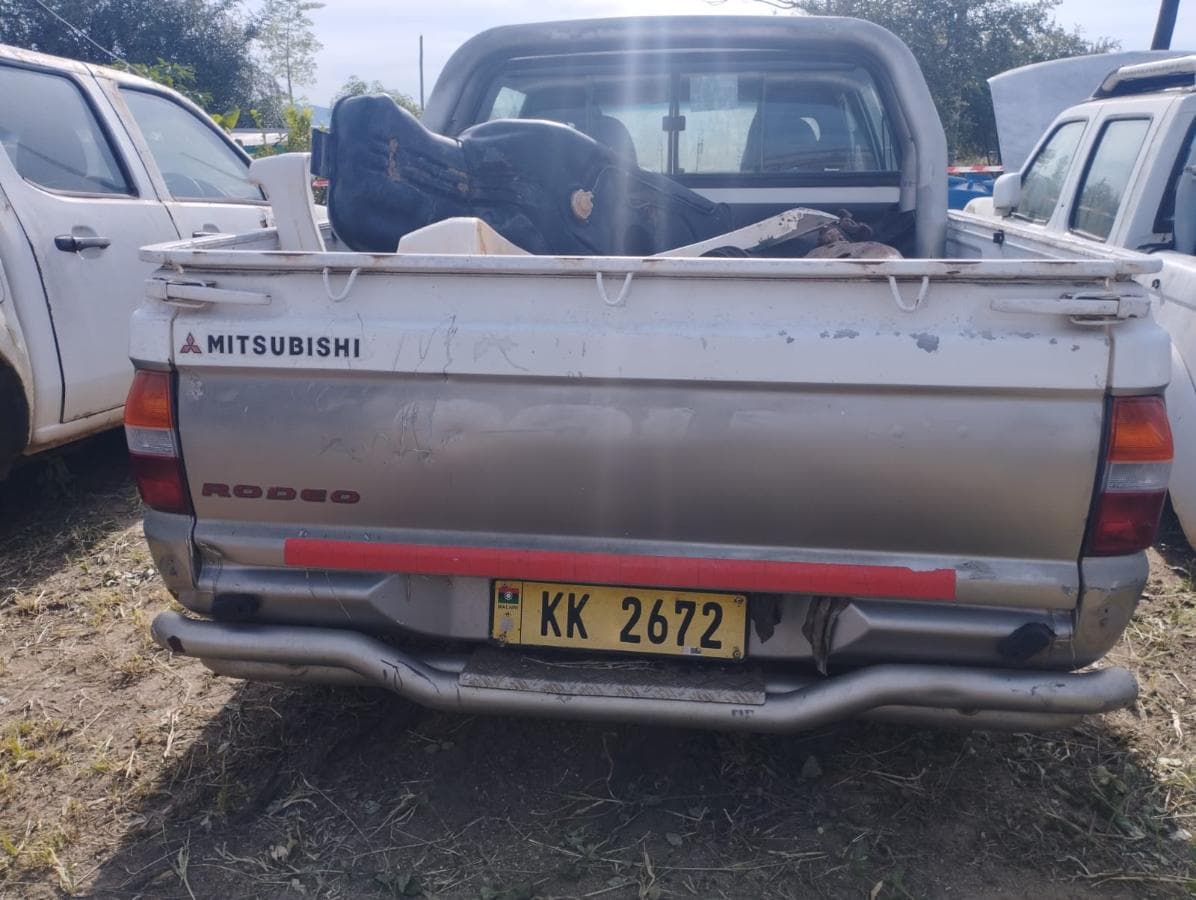 Pickup  Mitsubishi COLT 2.8 — image 8