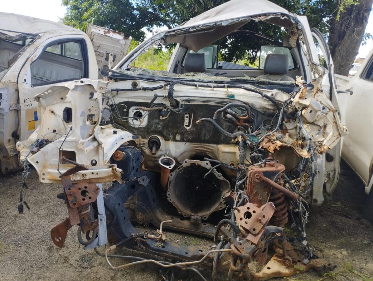 Pickup S/Cab 4x4 Toyota Hilux 2.5D — image 1