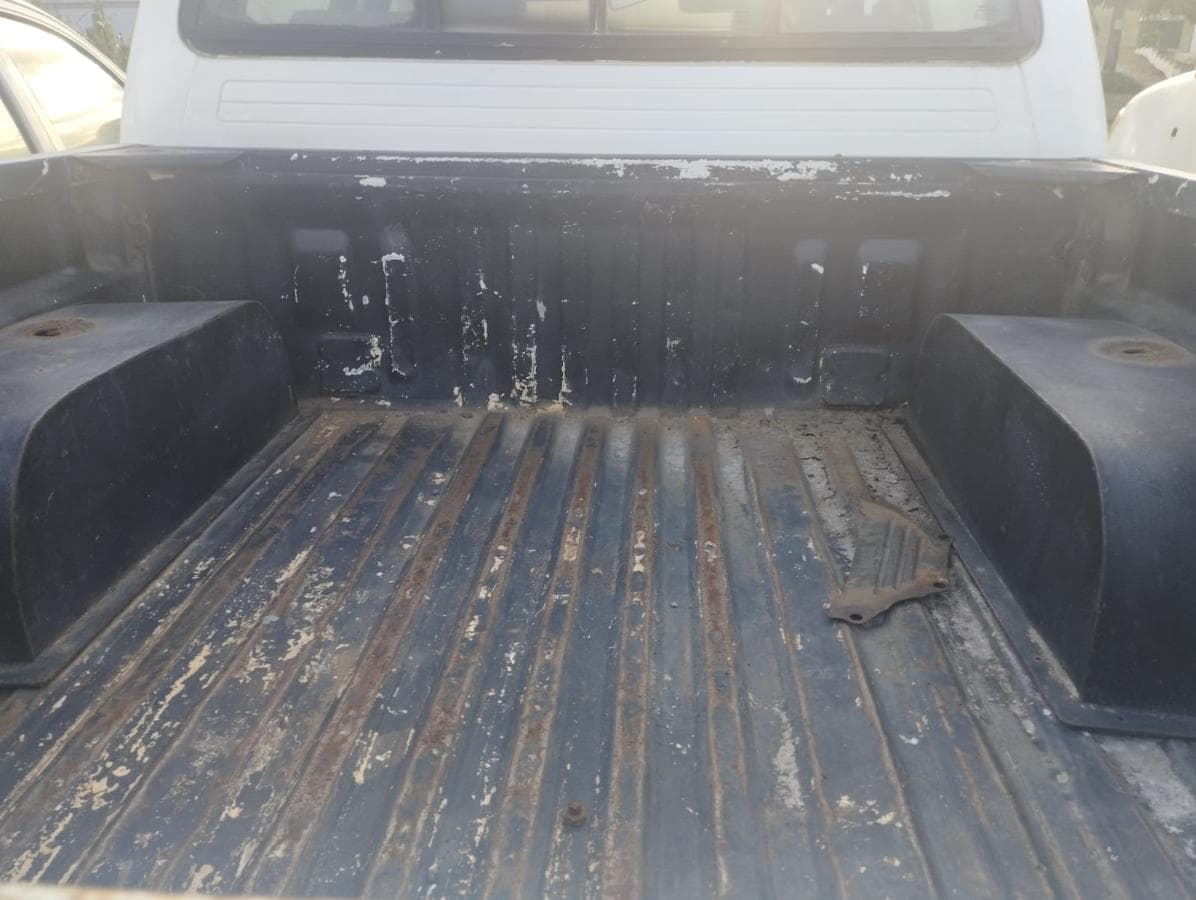 Pickup D/Cab 4x4 Toyota Hilux 2.5D — image 5