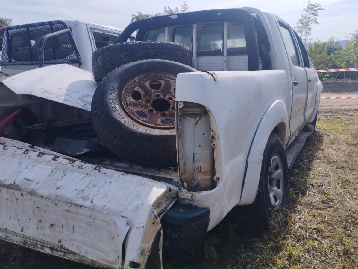 Pickup D/Cab 4x4 Toyota Hilux 2.5D — imagem 11
