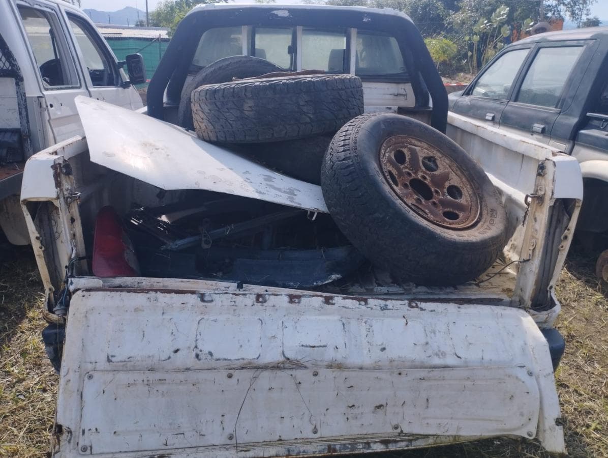 Pickup D/Cab 4x4 Toyota Hilux 2.5D — imagem 12