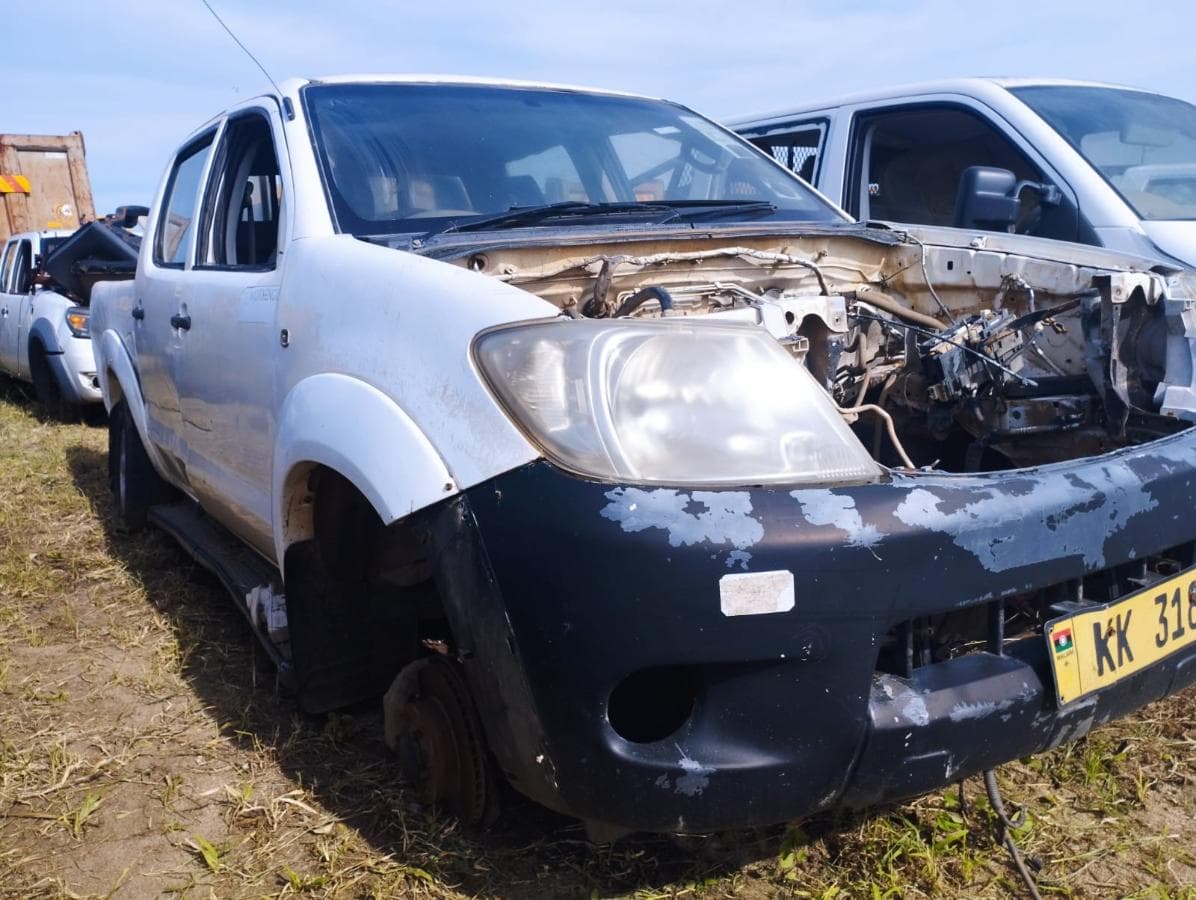 Pickup D/Cab 4x4 Toyota Hilux 2.5D — imagem 3