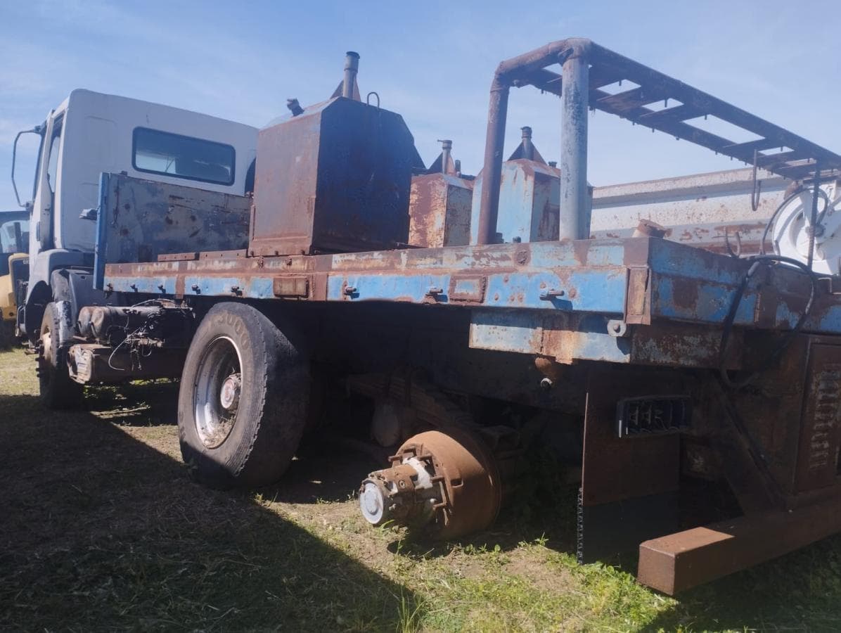 Service Truck 3.000l Renault HC340.26 6x4 — imagen 7