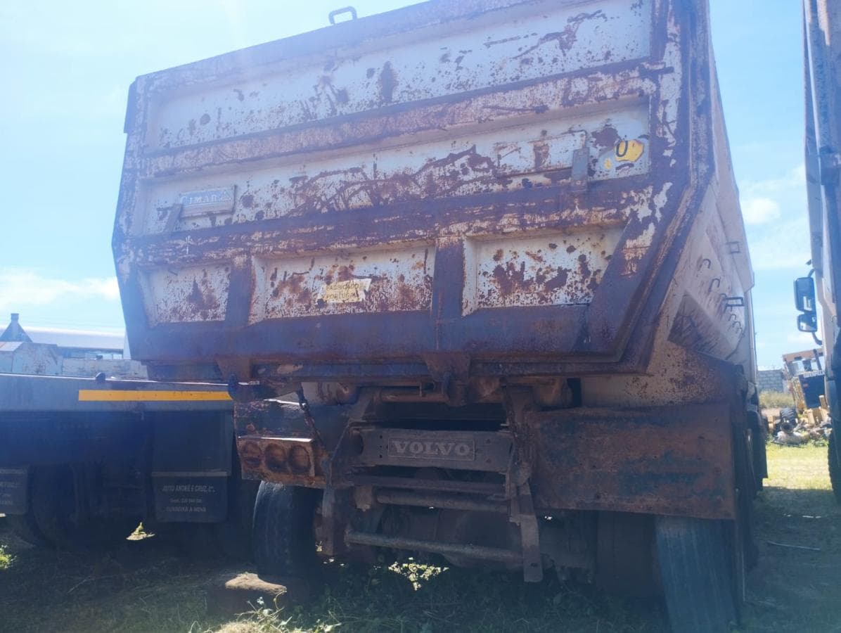 Tipper Truck 26t (6X4) Volvo FM9 — imagem 6