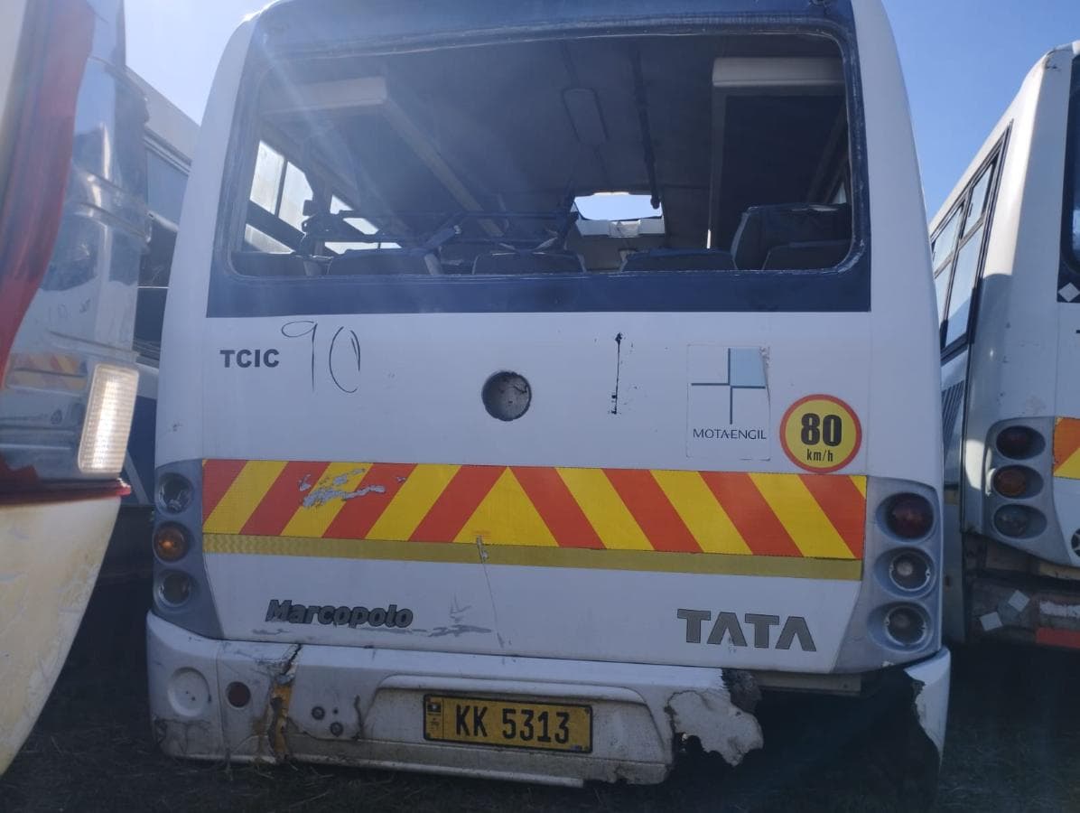 Mini-Bus TATA LP713 — image 8