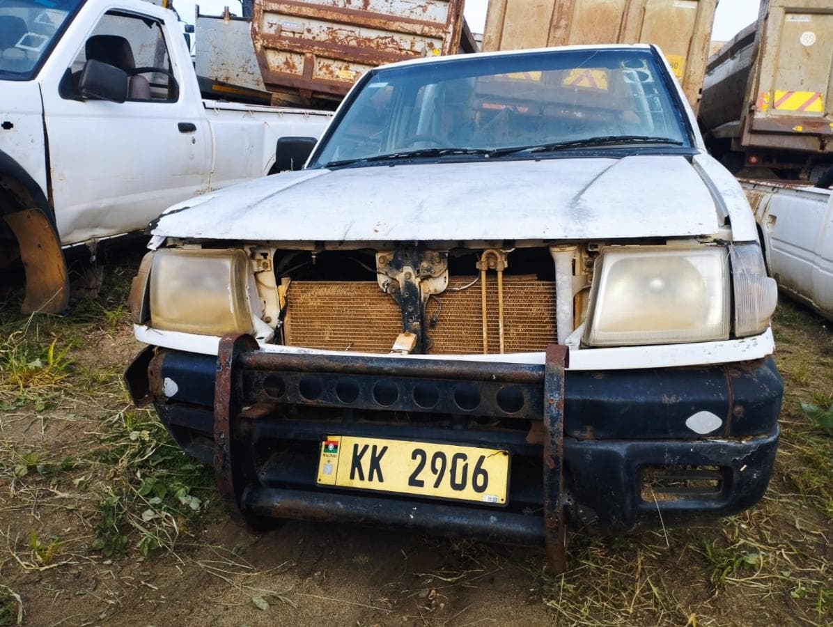 Pickup S/Cab 4x4 Nissan HARDBODY — imagen 1