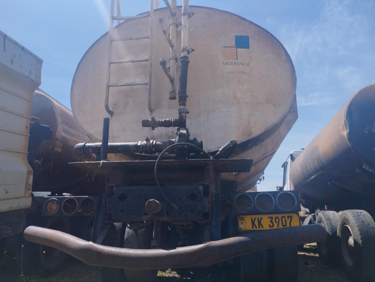 Water Bowser 18m3 — image 8