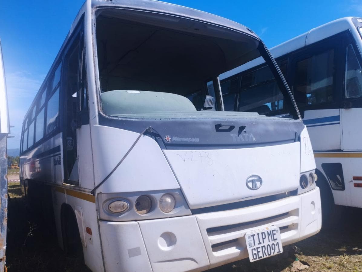 Mini-Bus TATA — imagen 2