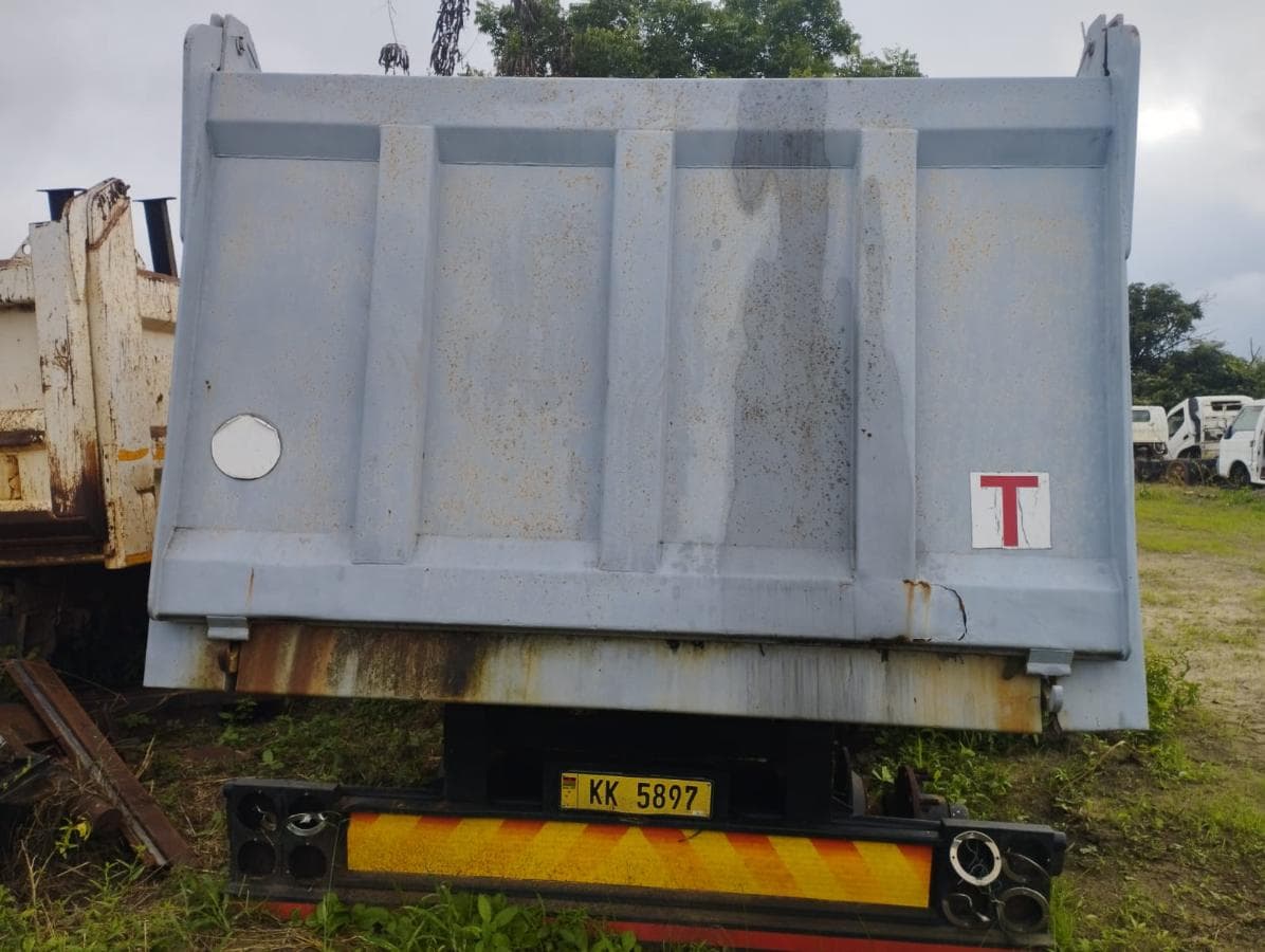 Tipper Trailer HENRED model FRAUFF — imagen 2