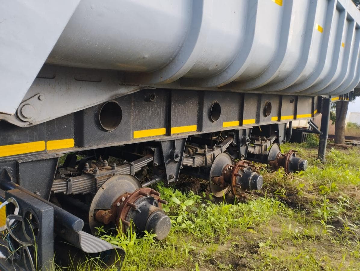 Tipper Trailer HENRED model FRAUFF — imagen 6