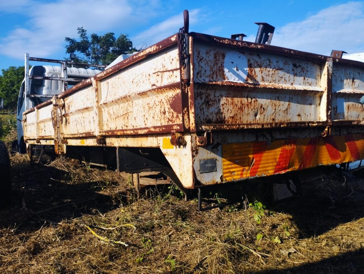 Truck Toyota Dyna — imagem 9