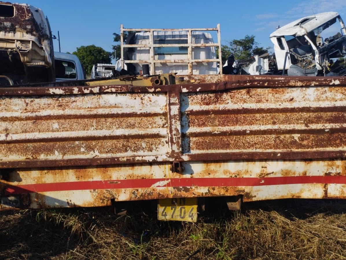 Camión Toyota Dyna — imagen 8