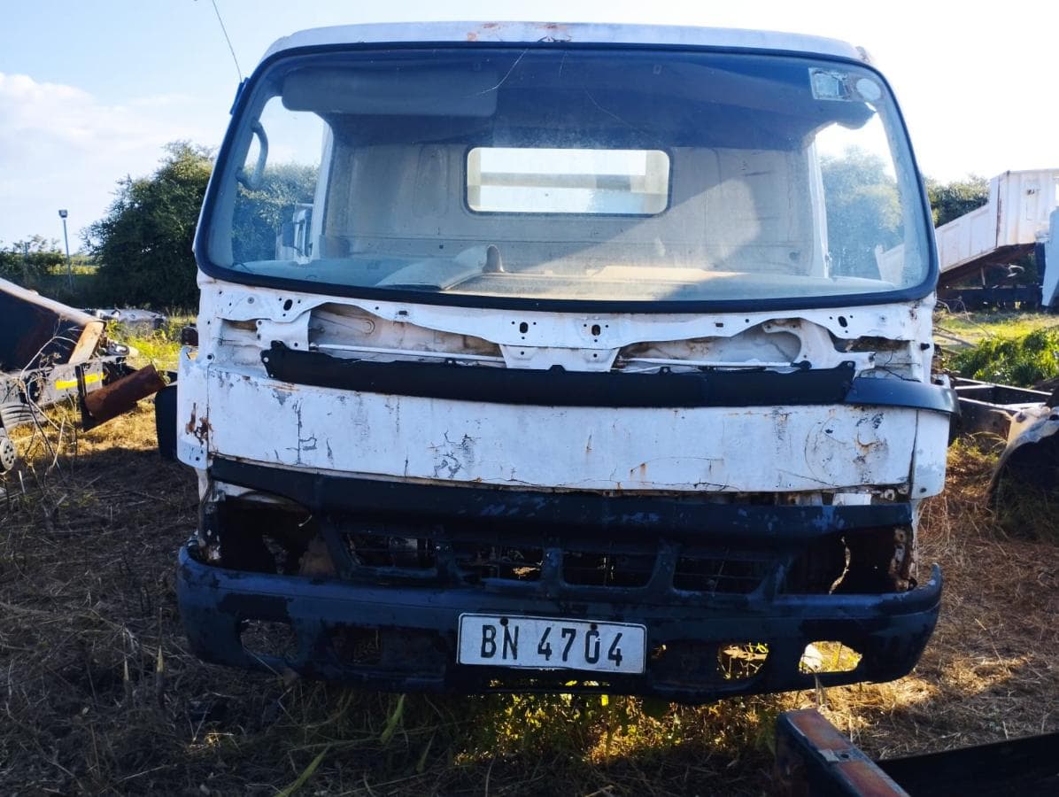 Camión Toyota Dyna — imagen 4