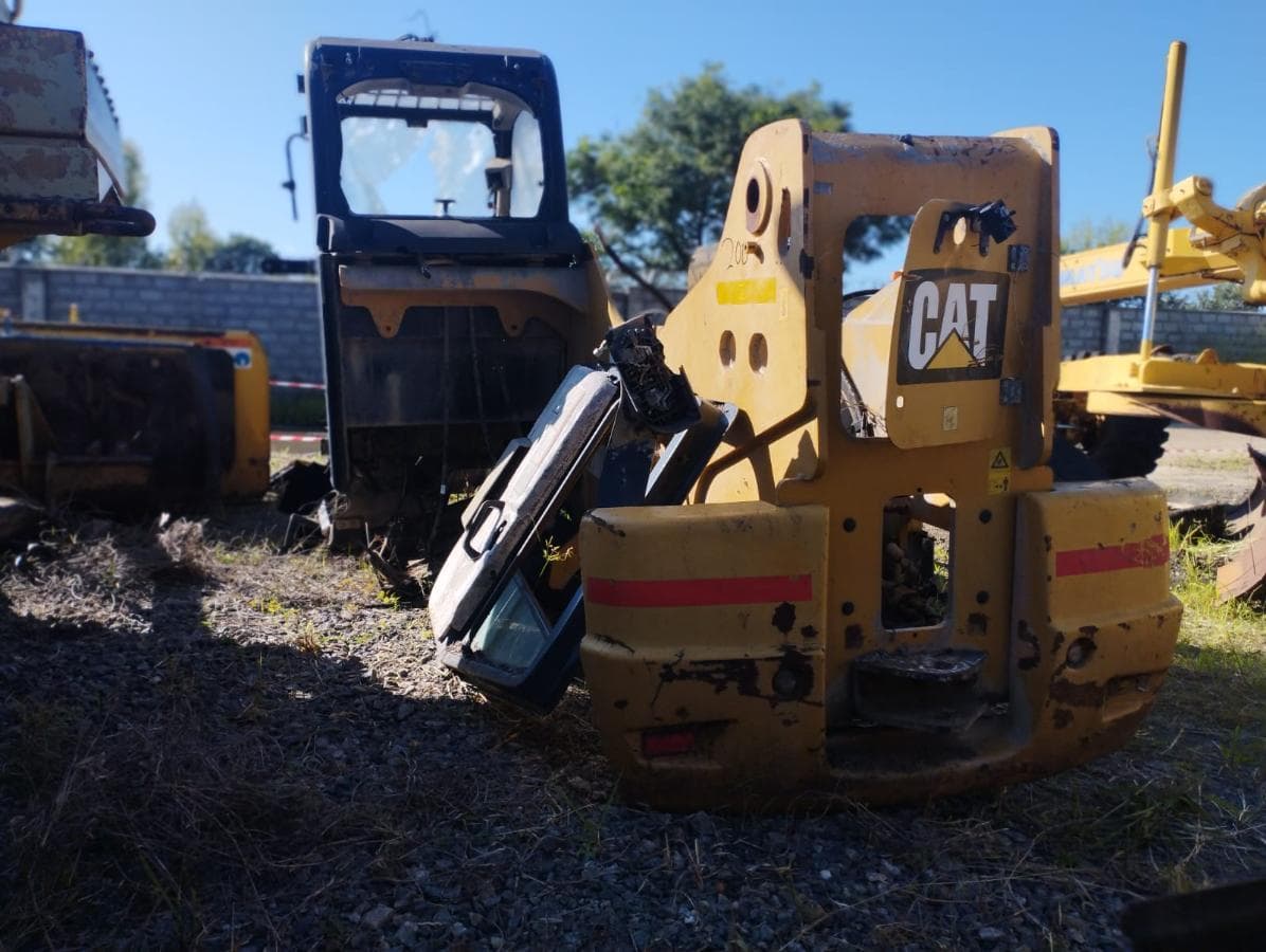 Telehandler 4t Caterpillar — imagen 5