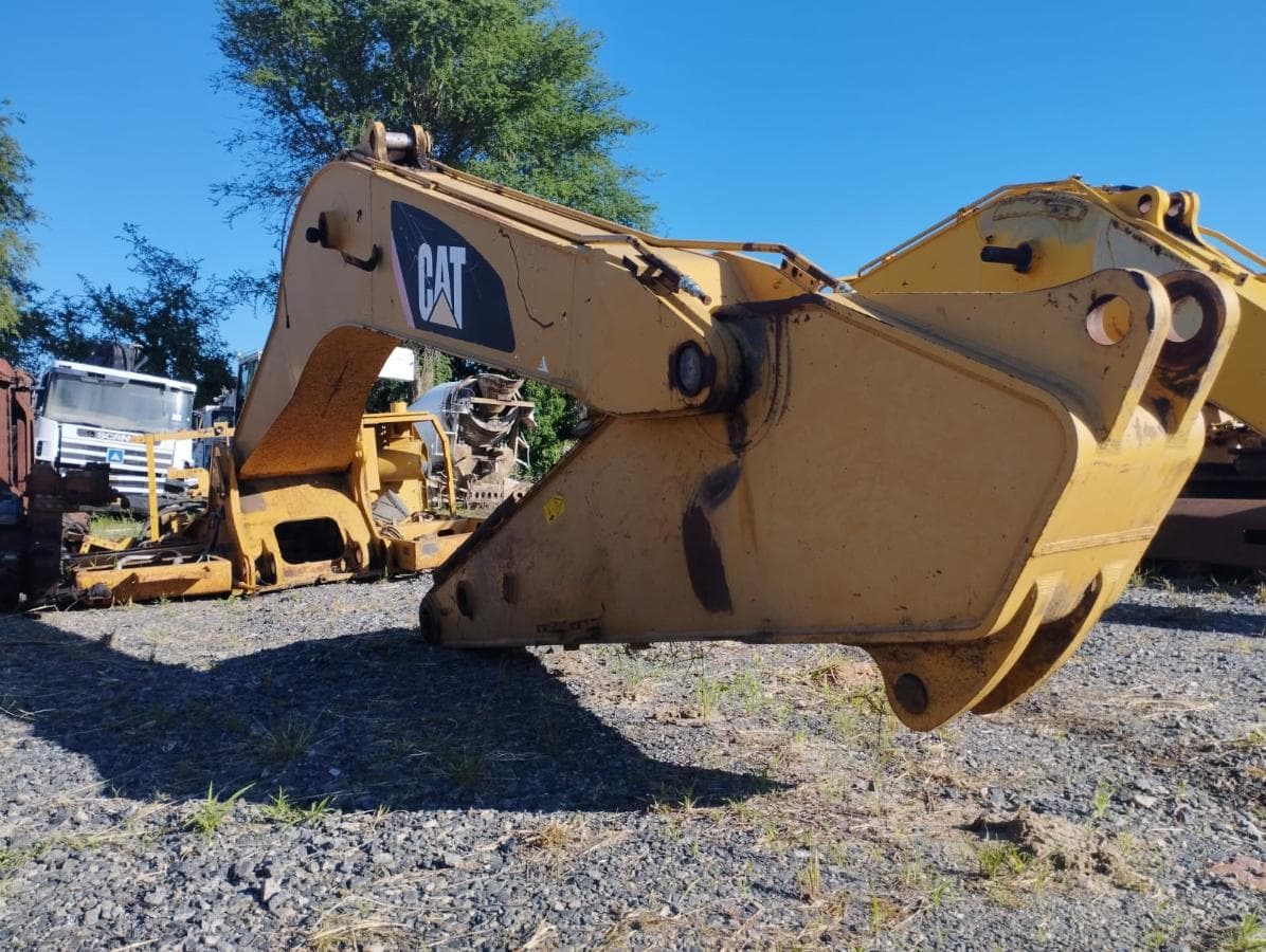 Excavator 30t — imagen 1