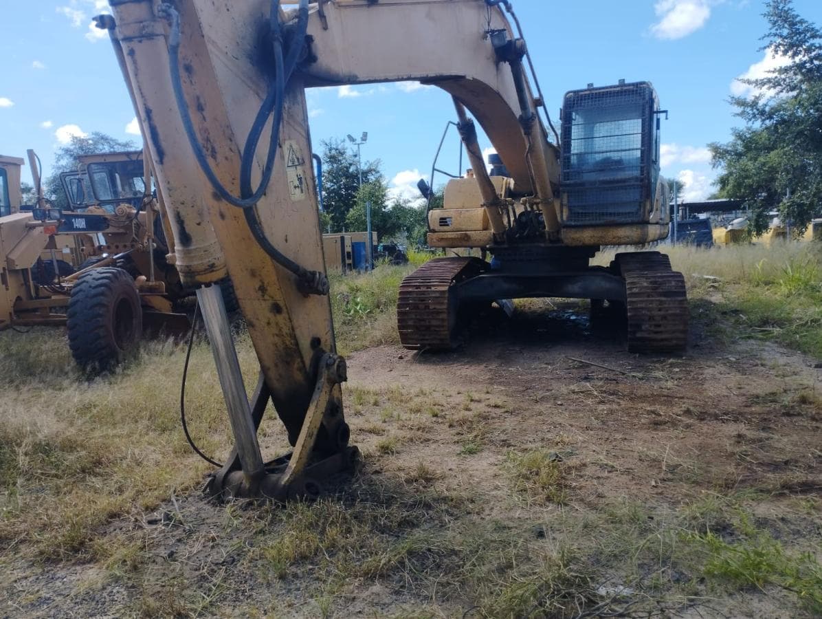 Excavator 30t Komatsu PC300-7 — imagen 7