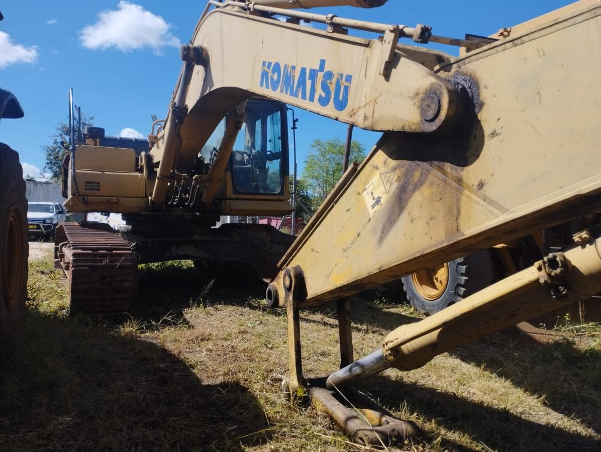 Backhoe Loader Komatsu