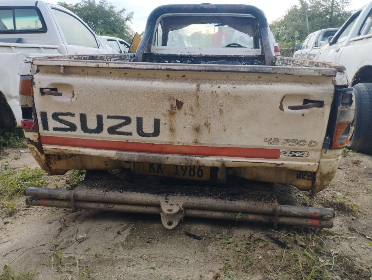Pickup IZUZU 2,5D — imagen 8