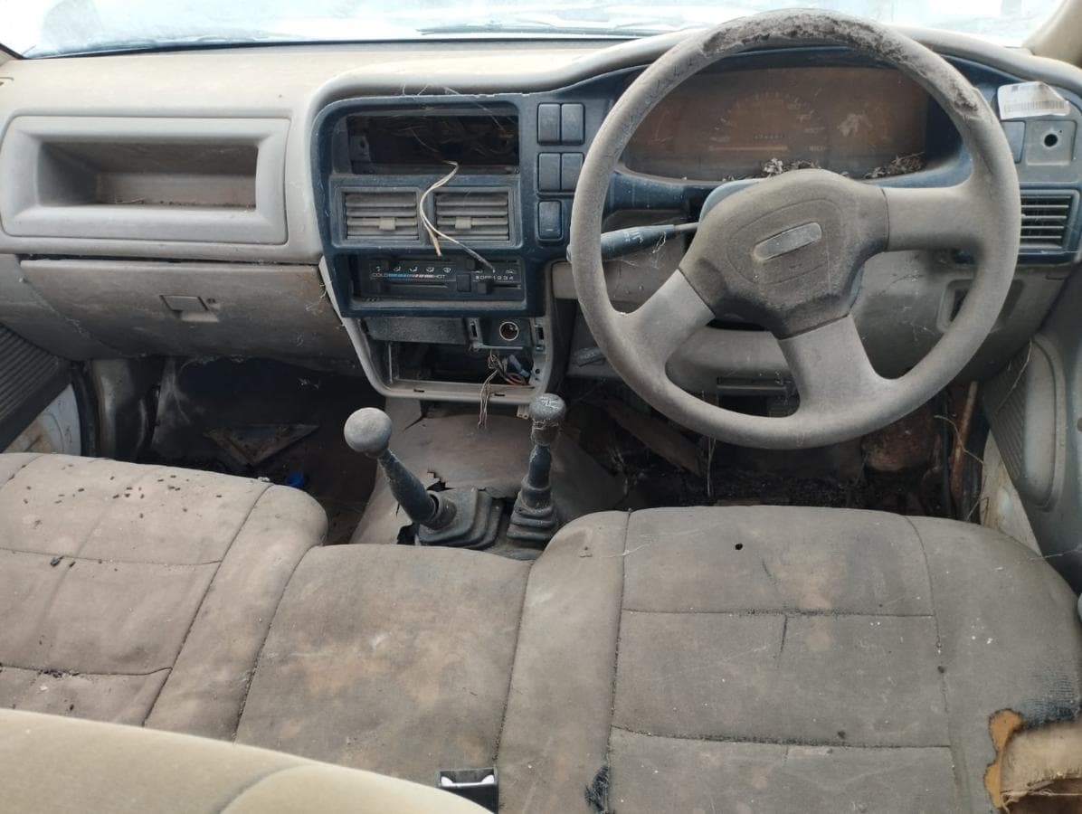 Pickup IZUZU 2,5D — imagen 7