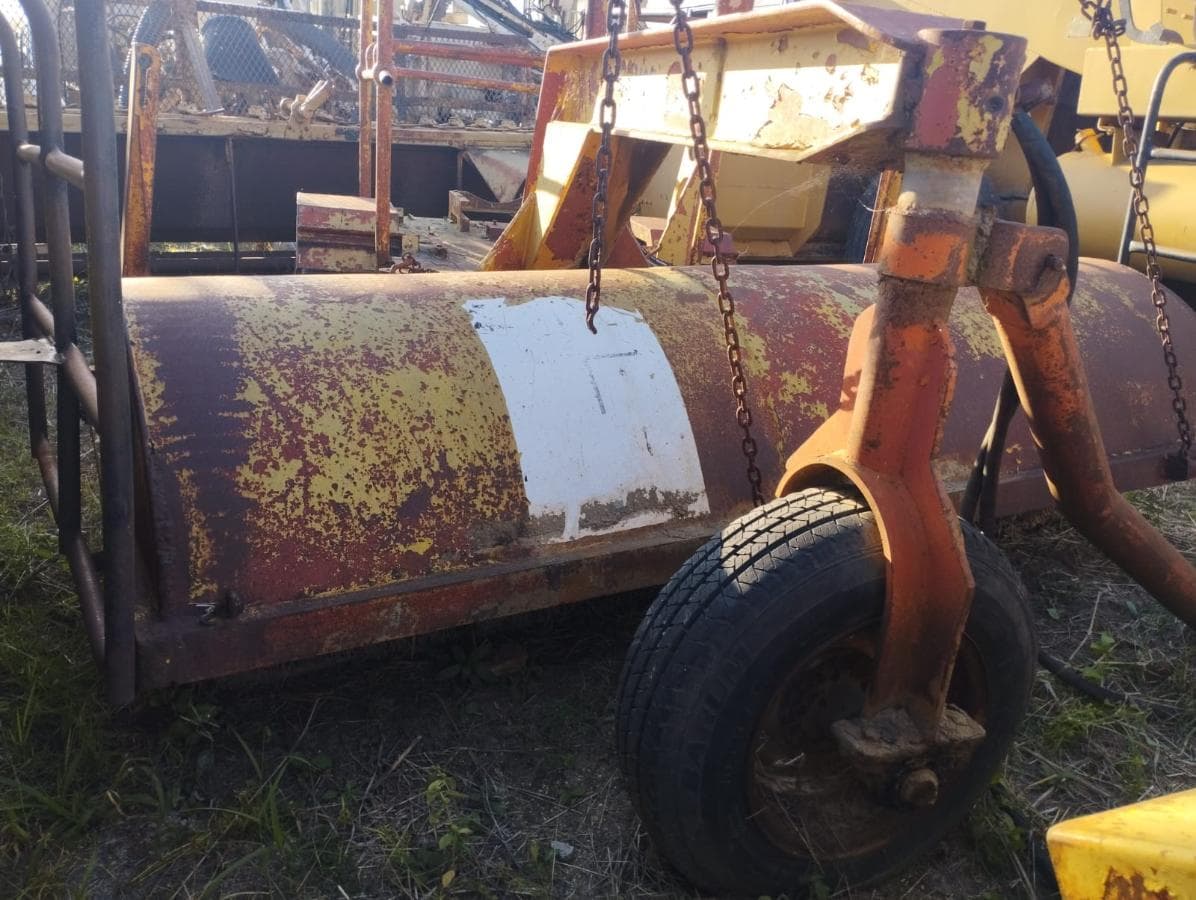 Industrial sweeper — image 5