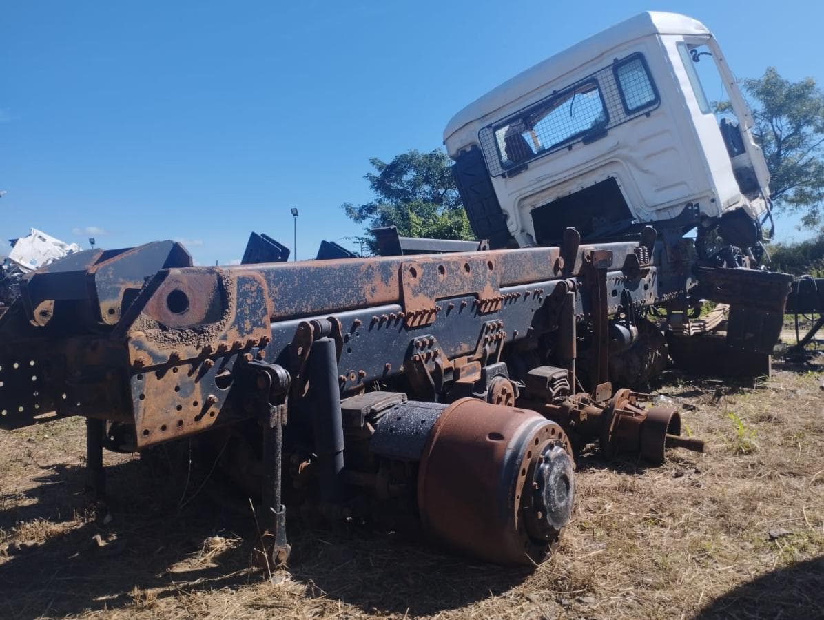 Tipper Truck 26t (6X4) Man TGA 33.360 — imagem 2