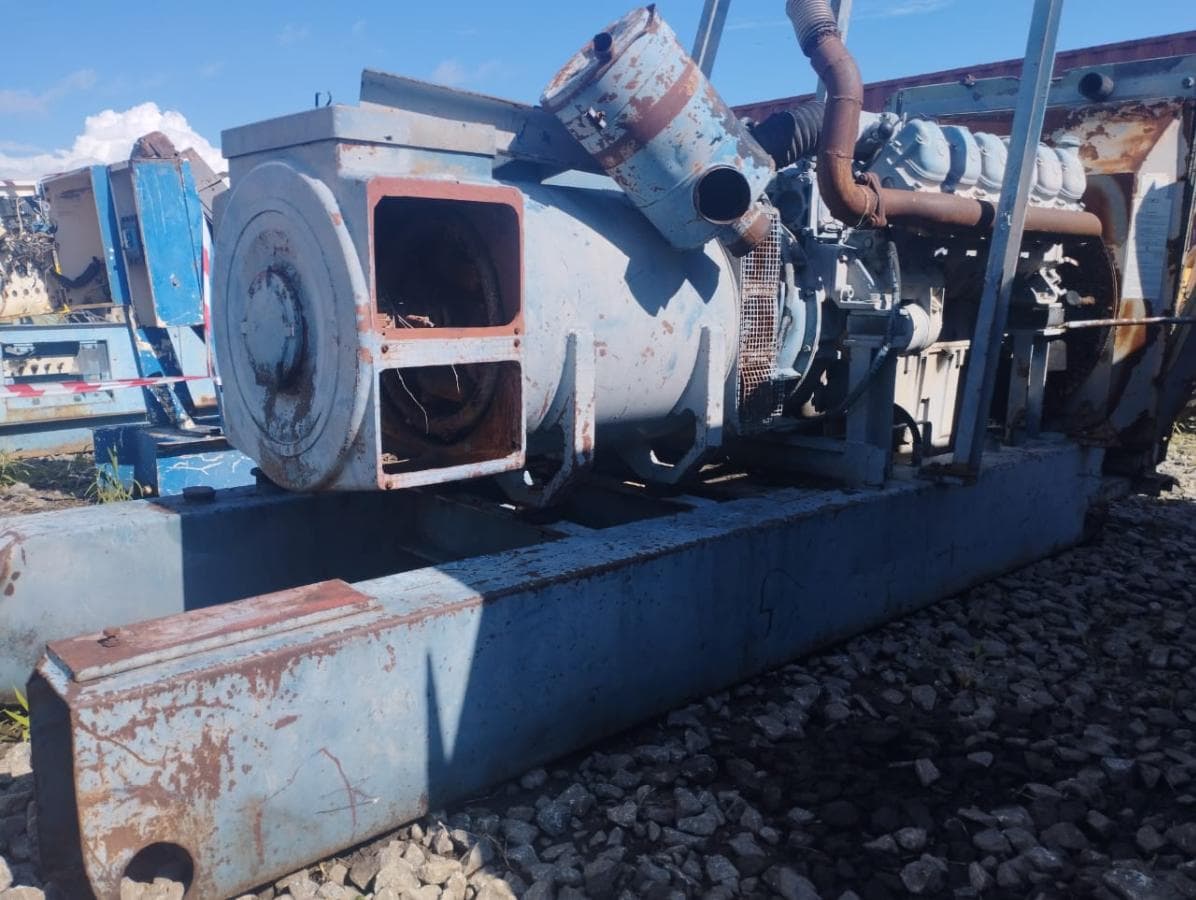 Generator 255 KVA Hitzenger