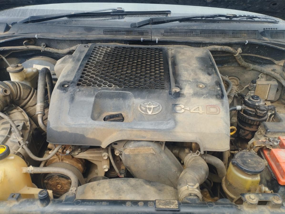 PICK UP Toyota Hilux — image 5