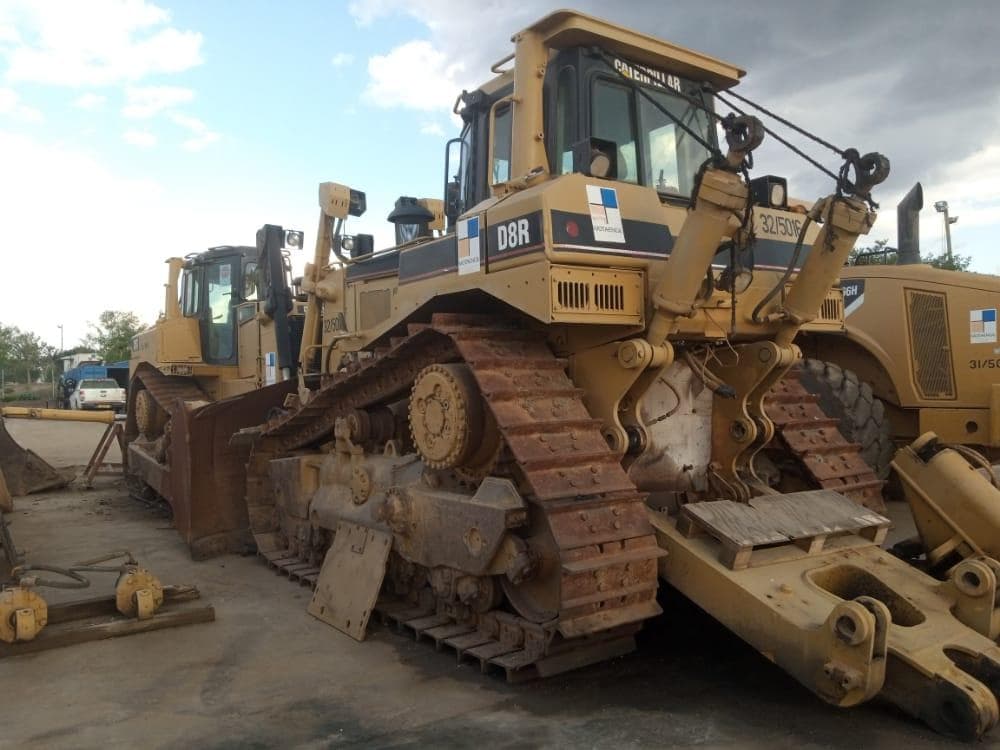 Bulldozer — image 2