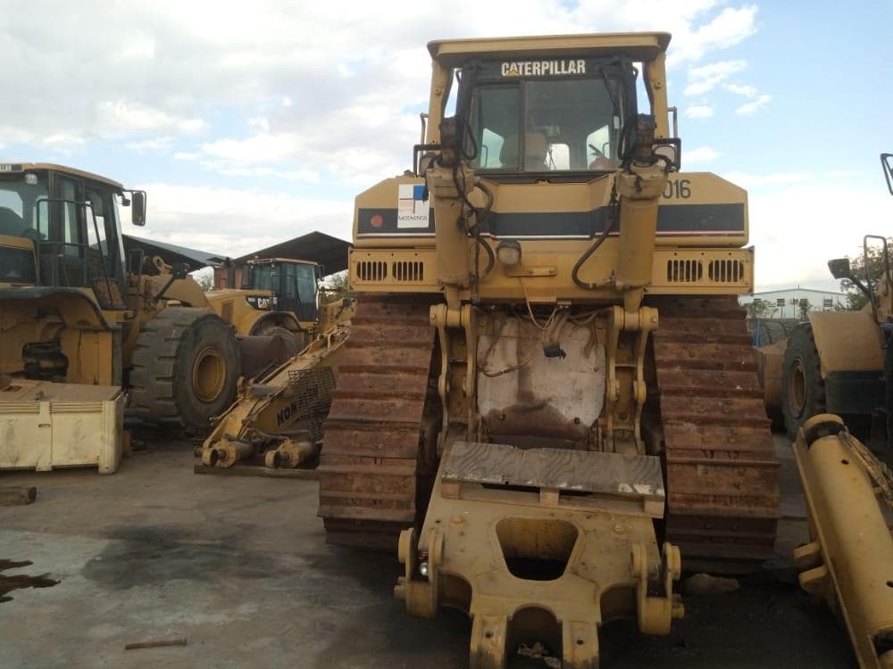 Bulldozer — image 6