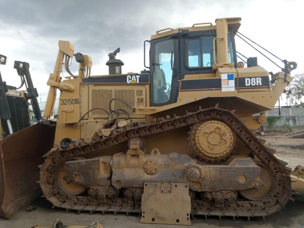 Bulldozer — image 1