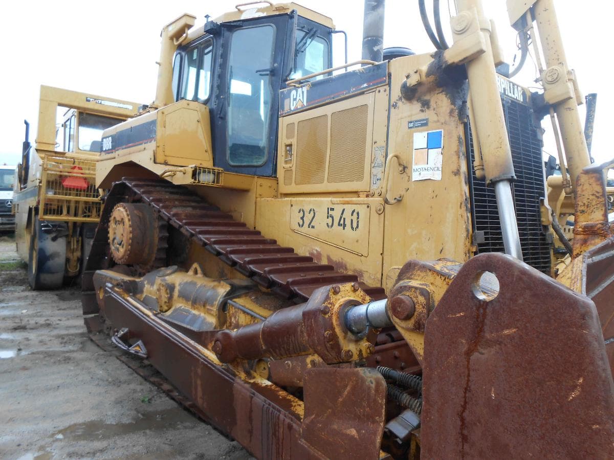 Bulldozer — imagen 1