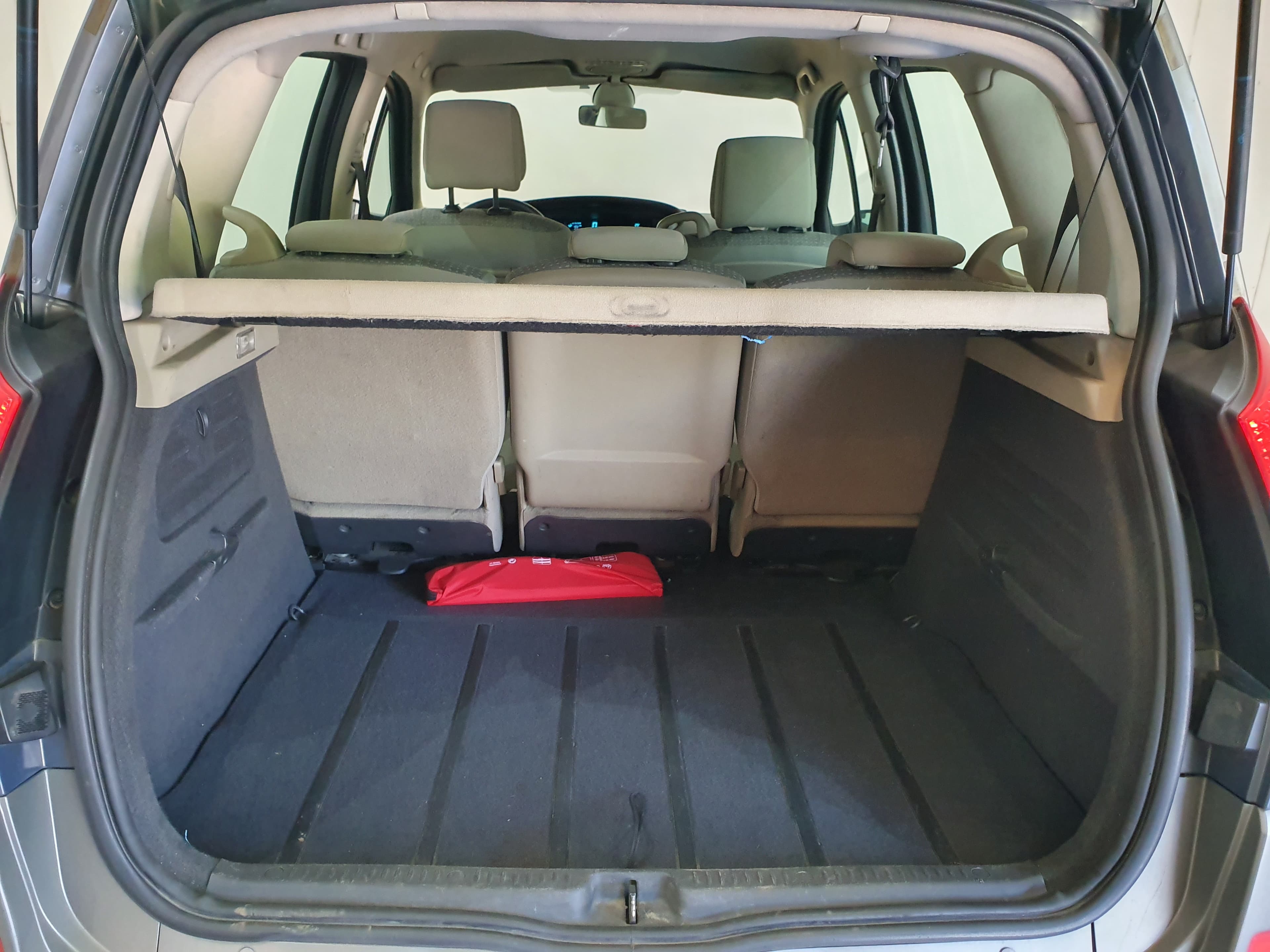Renault Mégane 1.5 DCI · Ano 2007 — imagem 7