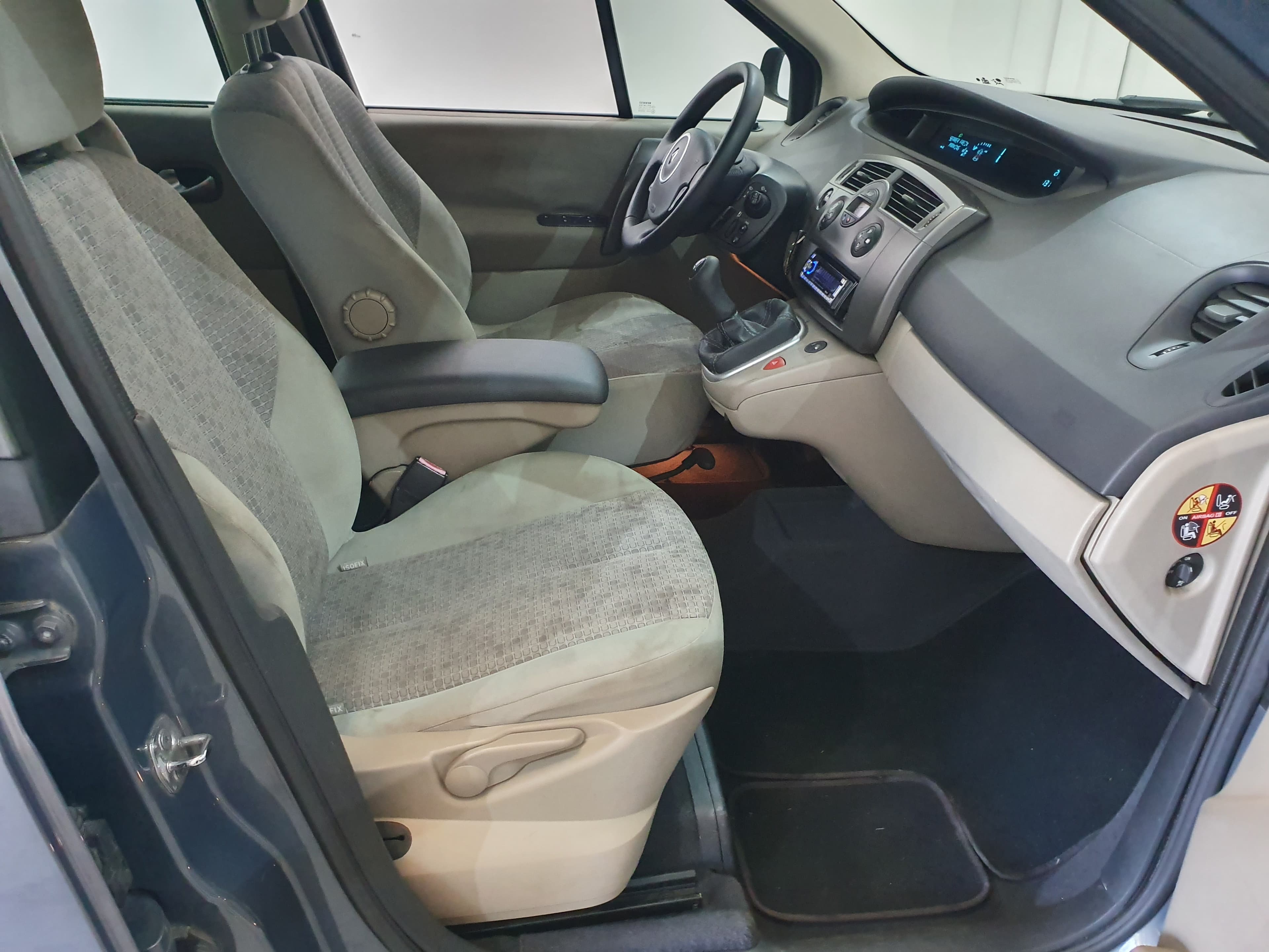 Renault Mégane 1.5 DCI · Ano 2007 — imagem 23