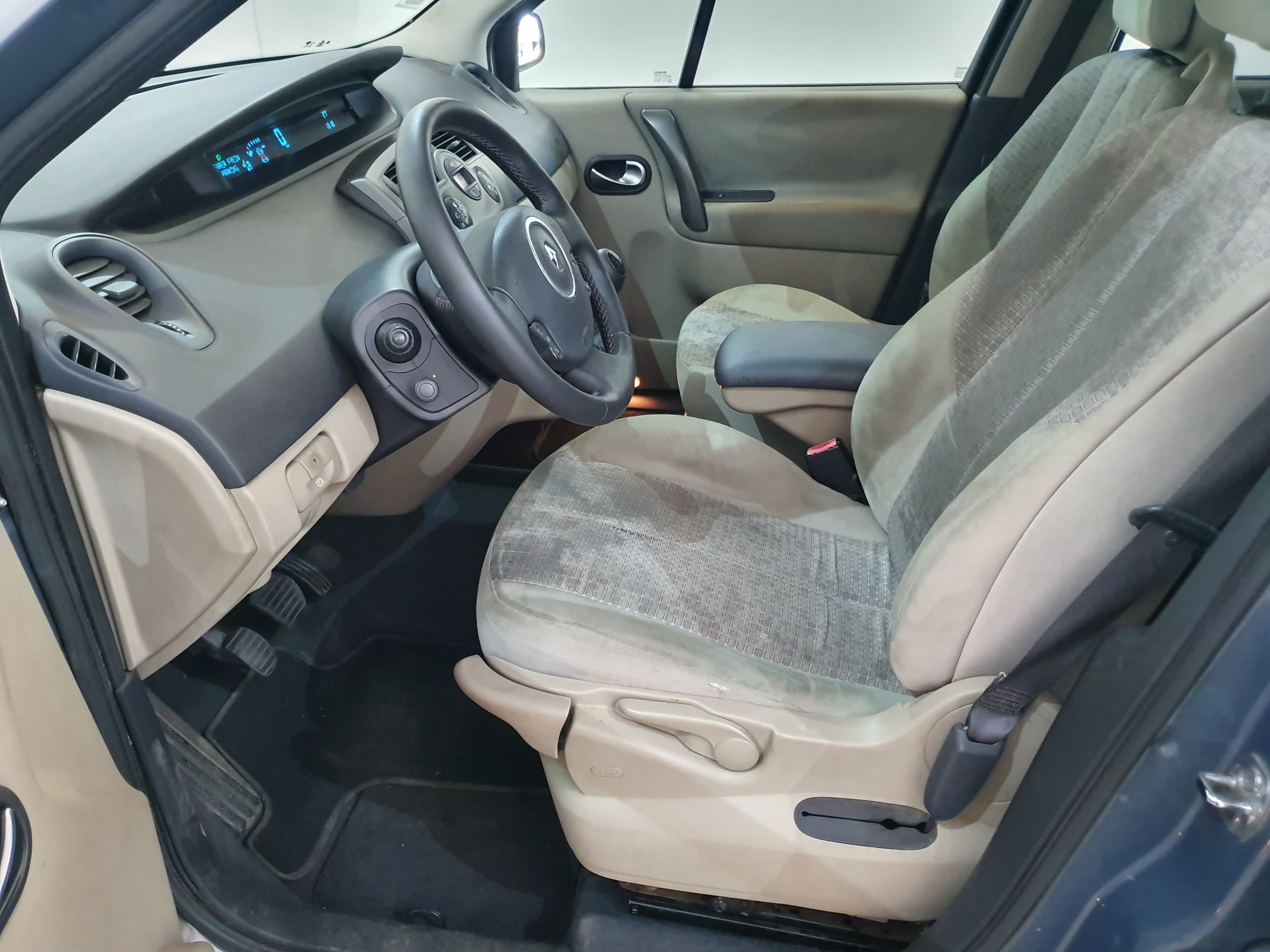 Renault Mégane 1.5 DCI · Ano 2007 — imagem 30