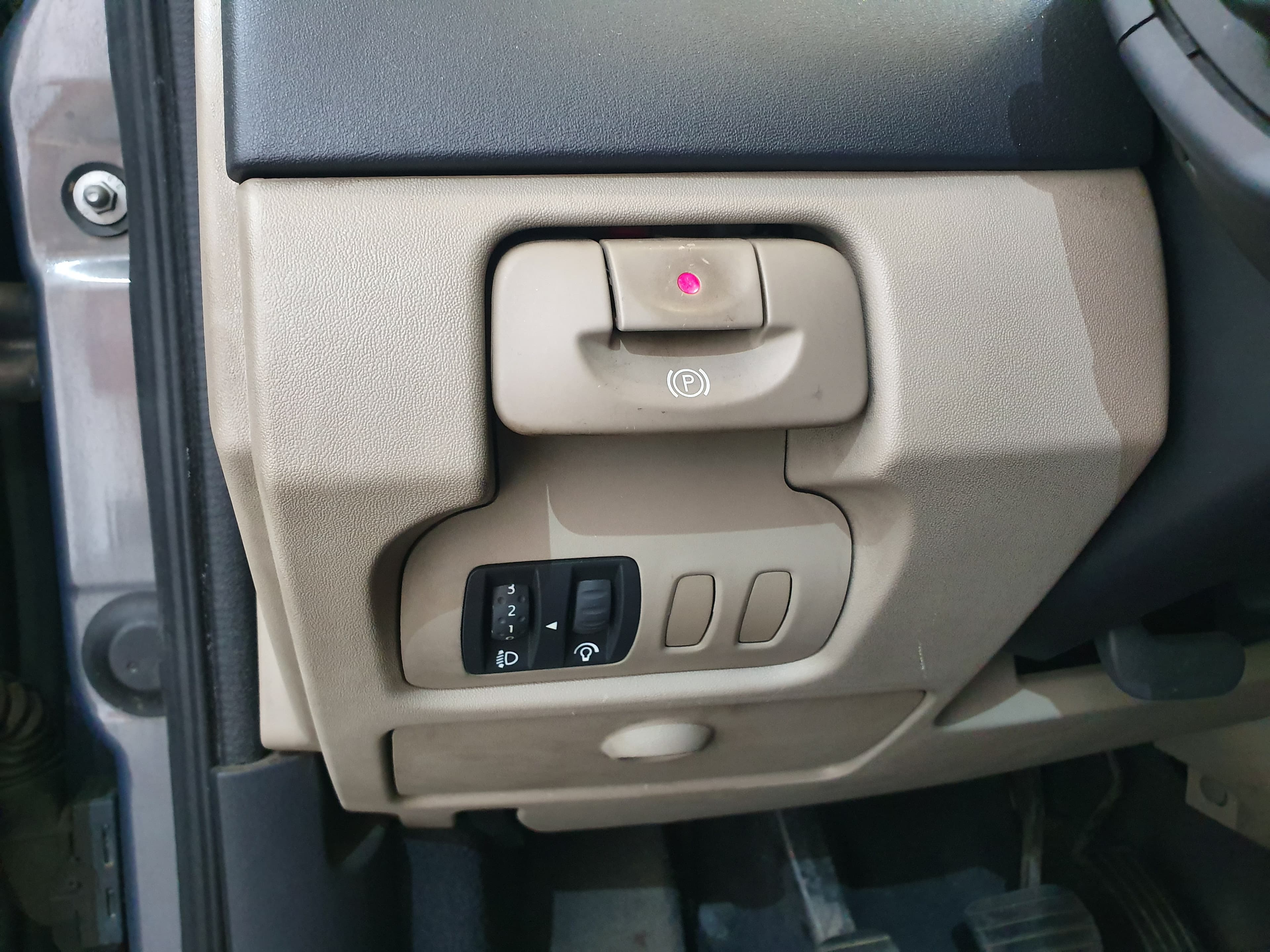 Renault Mégane 1.5 DCI · Ano 2007 — imagem 38