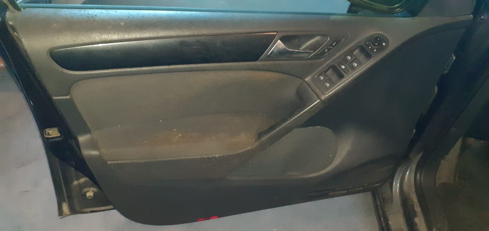 Volkswagen Golf 1.6 TDI · Ano 2010 — imagen 20