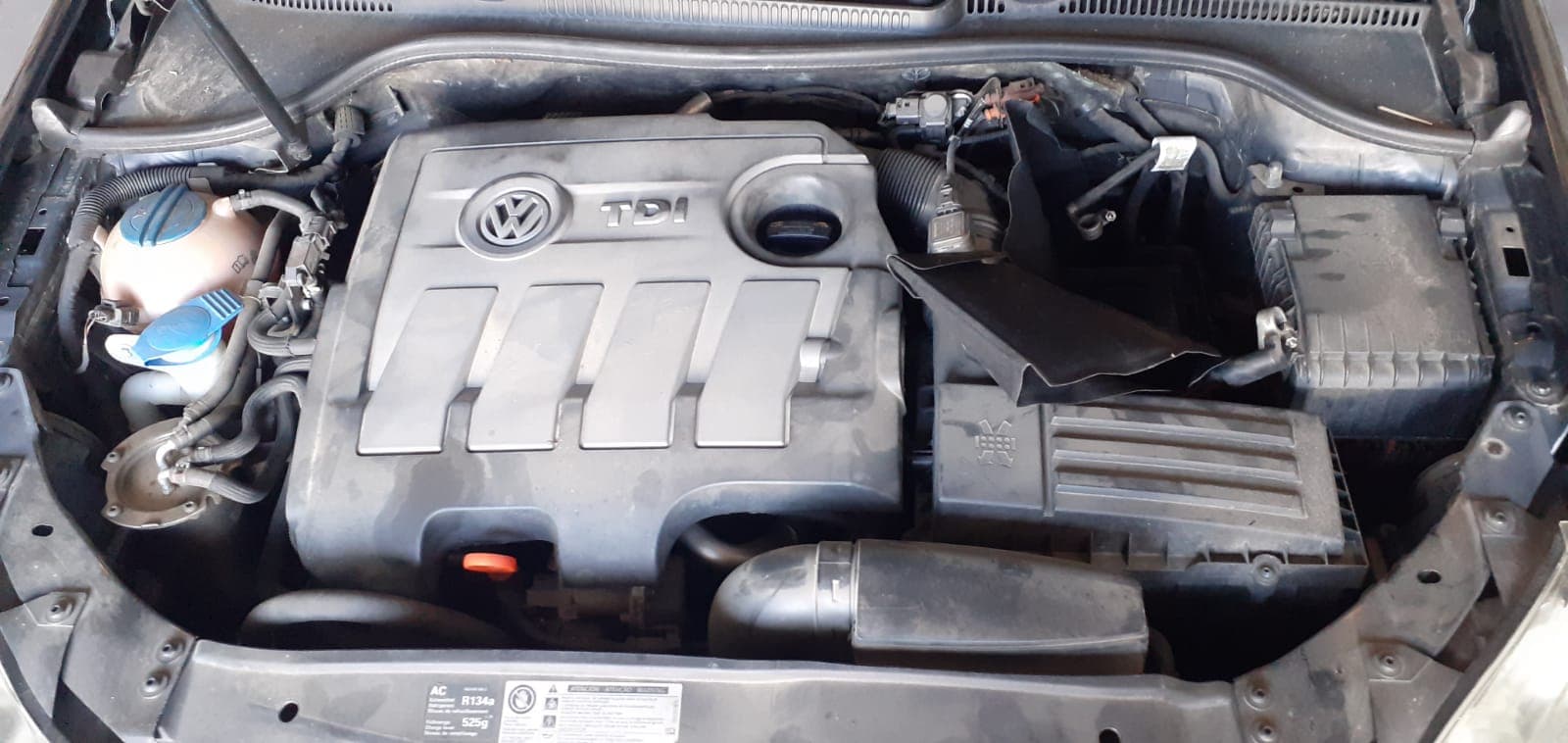 Volkswagen Golf 1.6 TDI · Ano 2010 — imagen 8