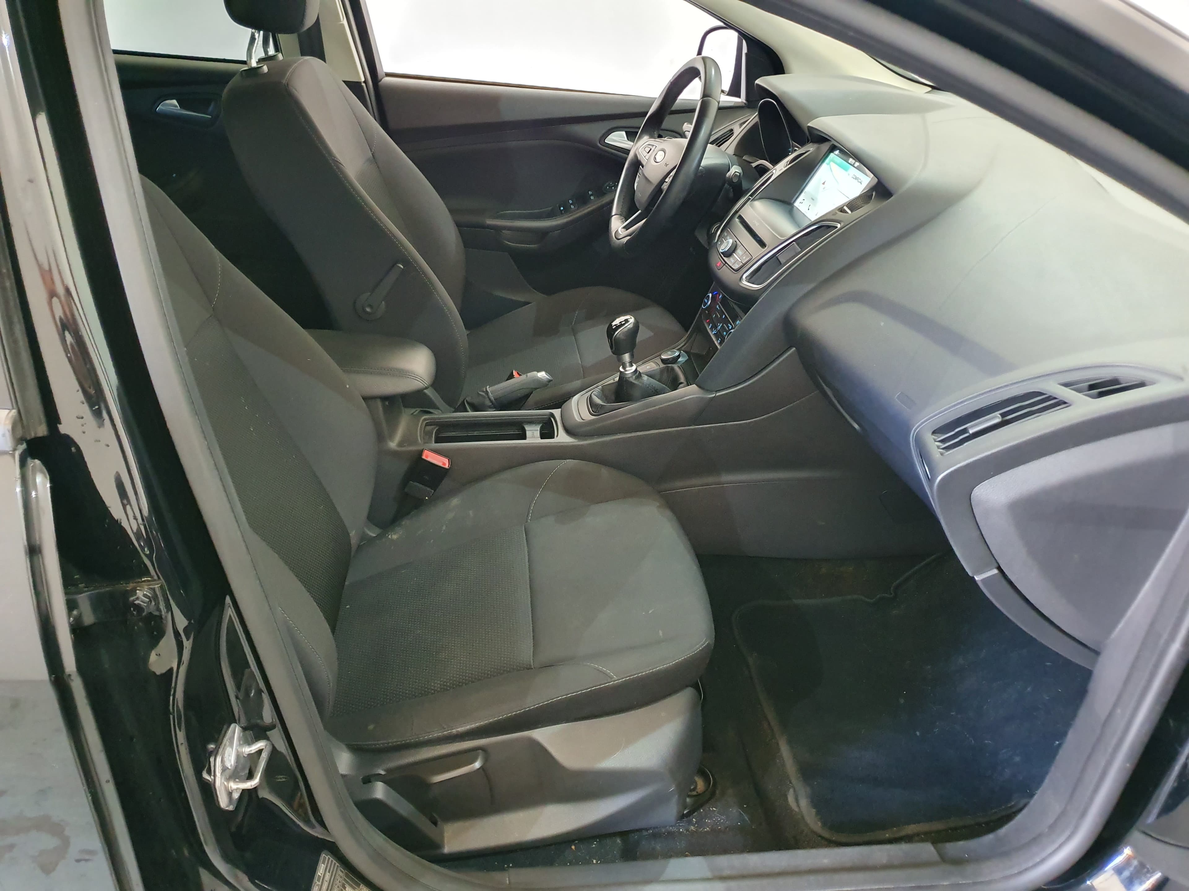 Ford Focus 1.0 · Ano 2017 — imagem 24
