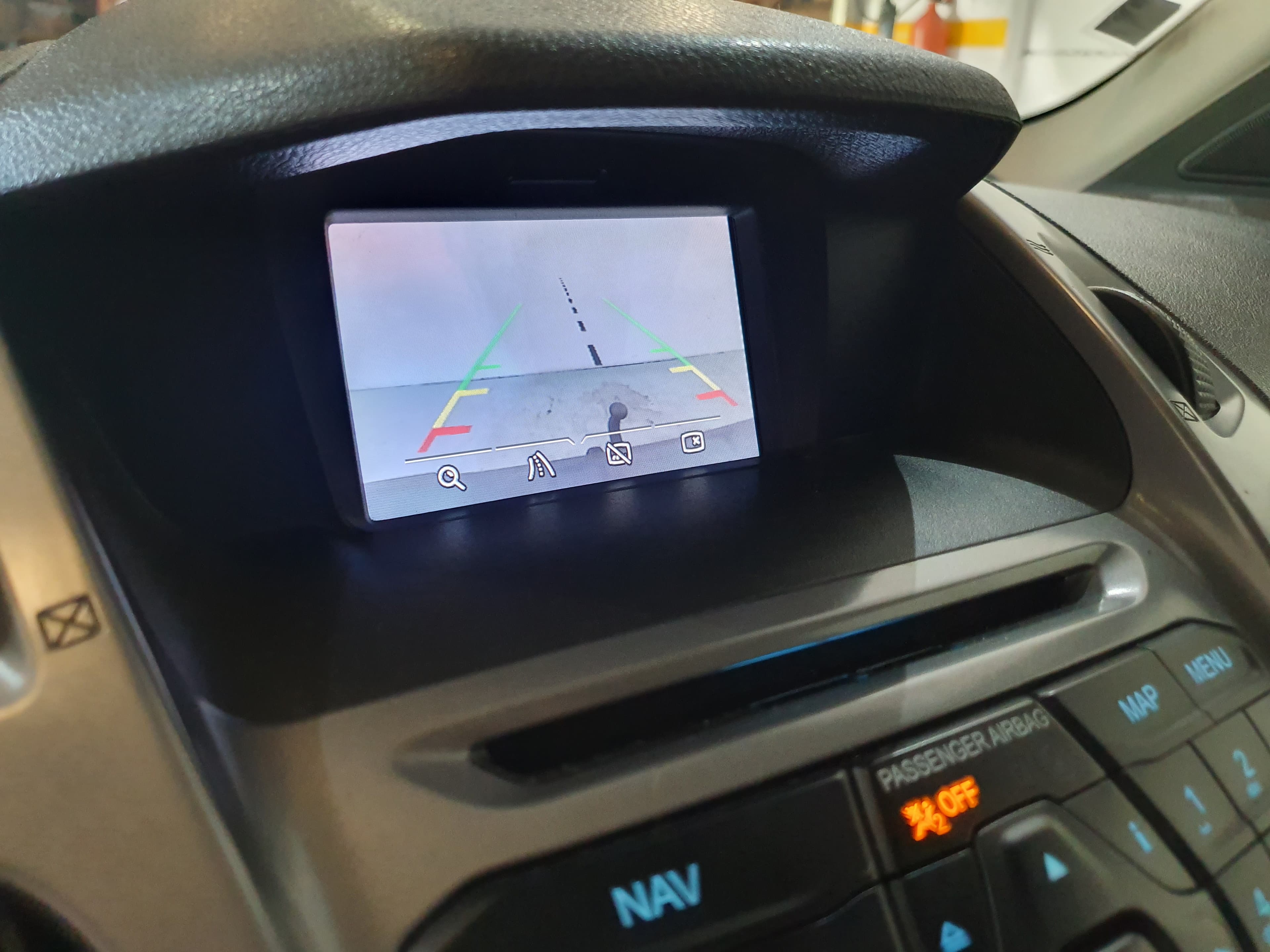 Ford Transit Connect 1.6 TDCI · Ano 2015 — imagen 38
