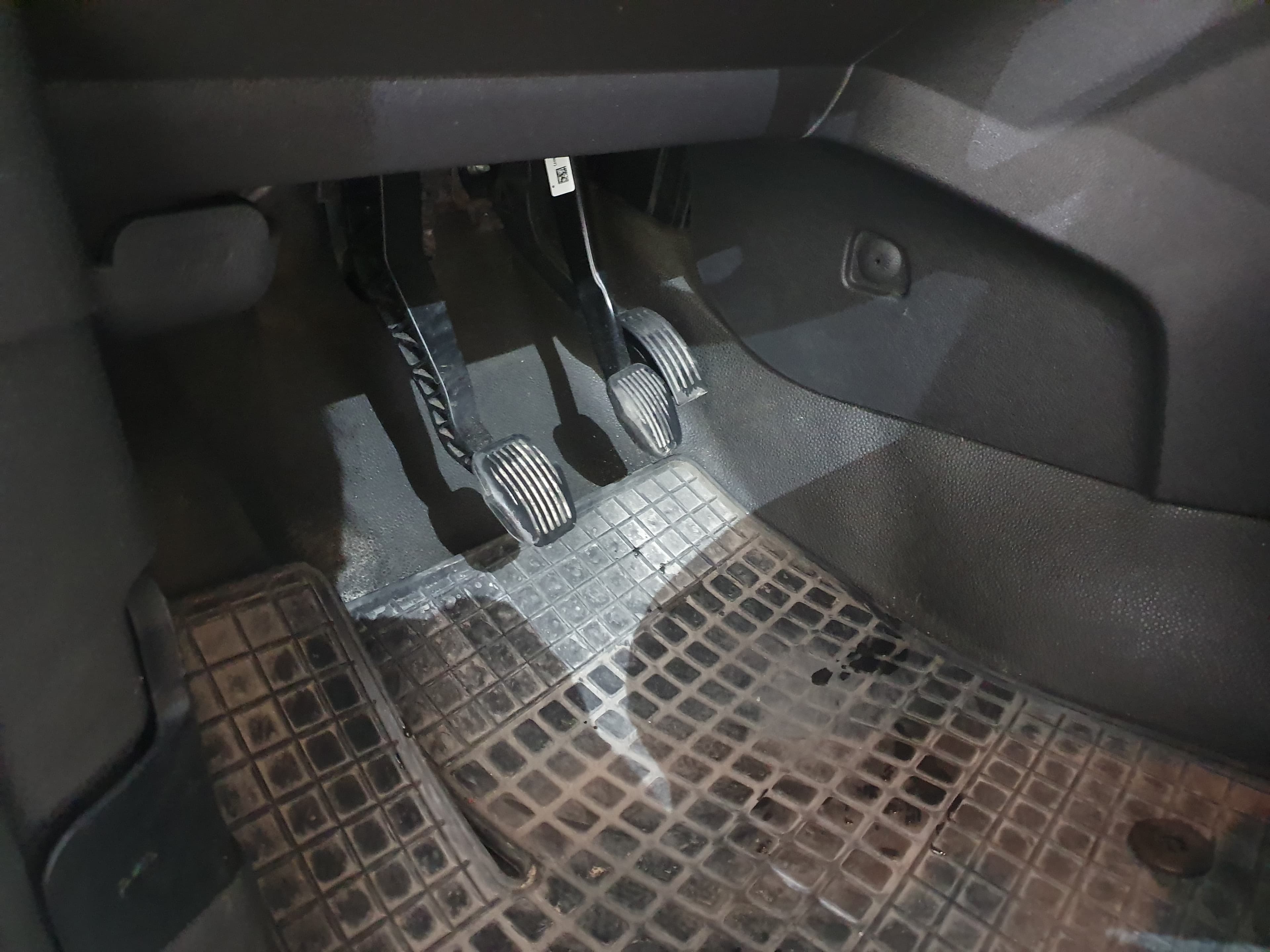 Ford Transit Connect 1.6 TDCI · Ano 2015 — imagen 30