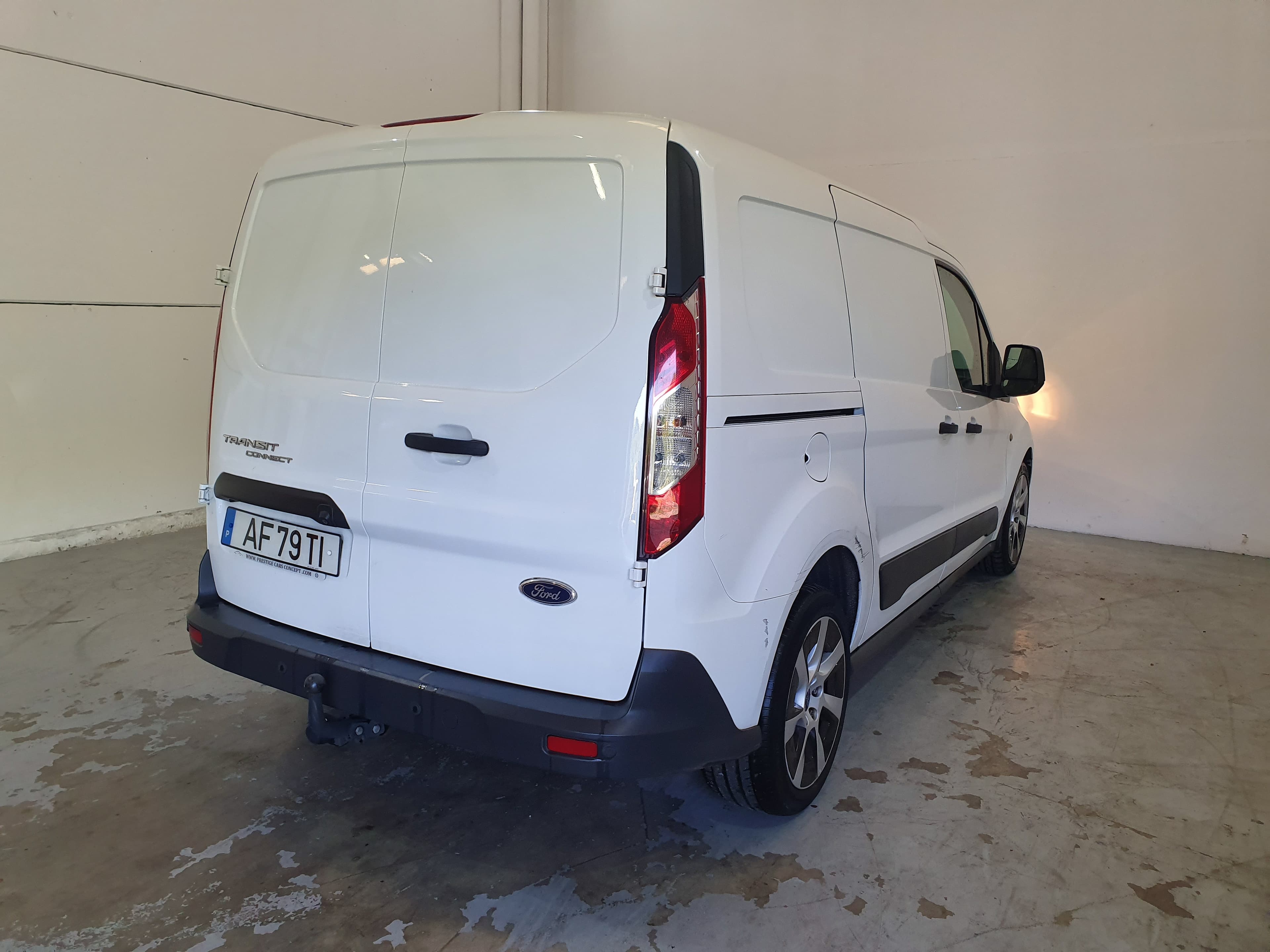 Ford Transit Connect 1.6 TDCI · Ano 2015 — imagen 7