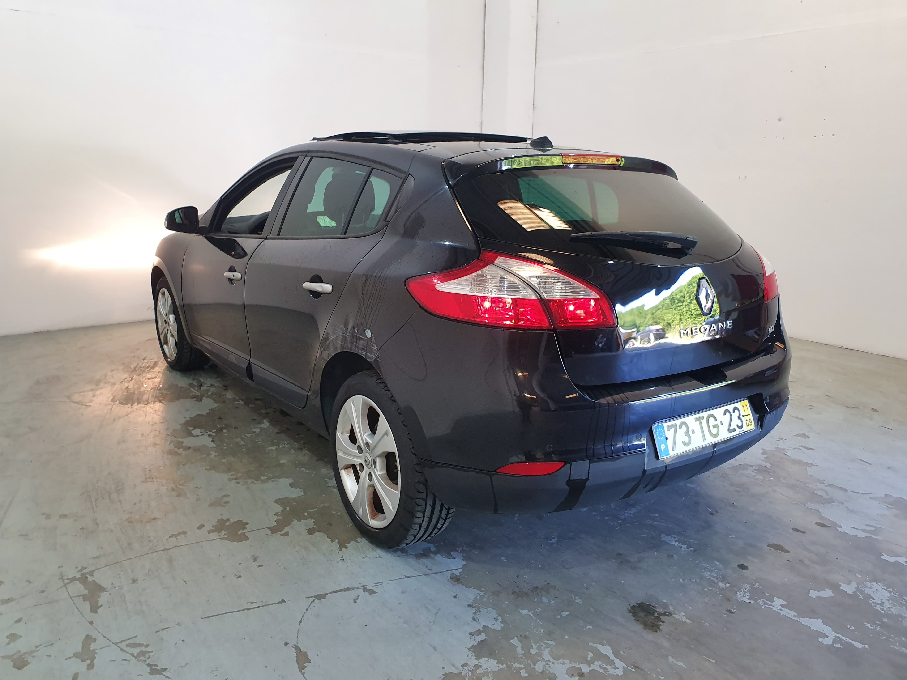 Renault Mégane 1.5DCI · Ano 2011 — imagen 5