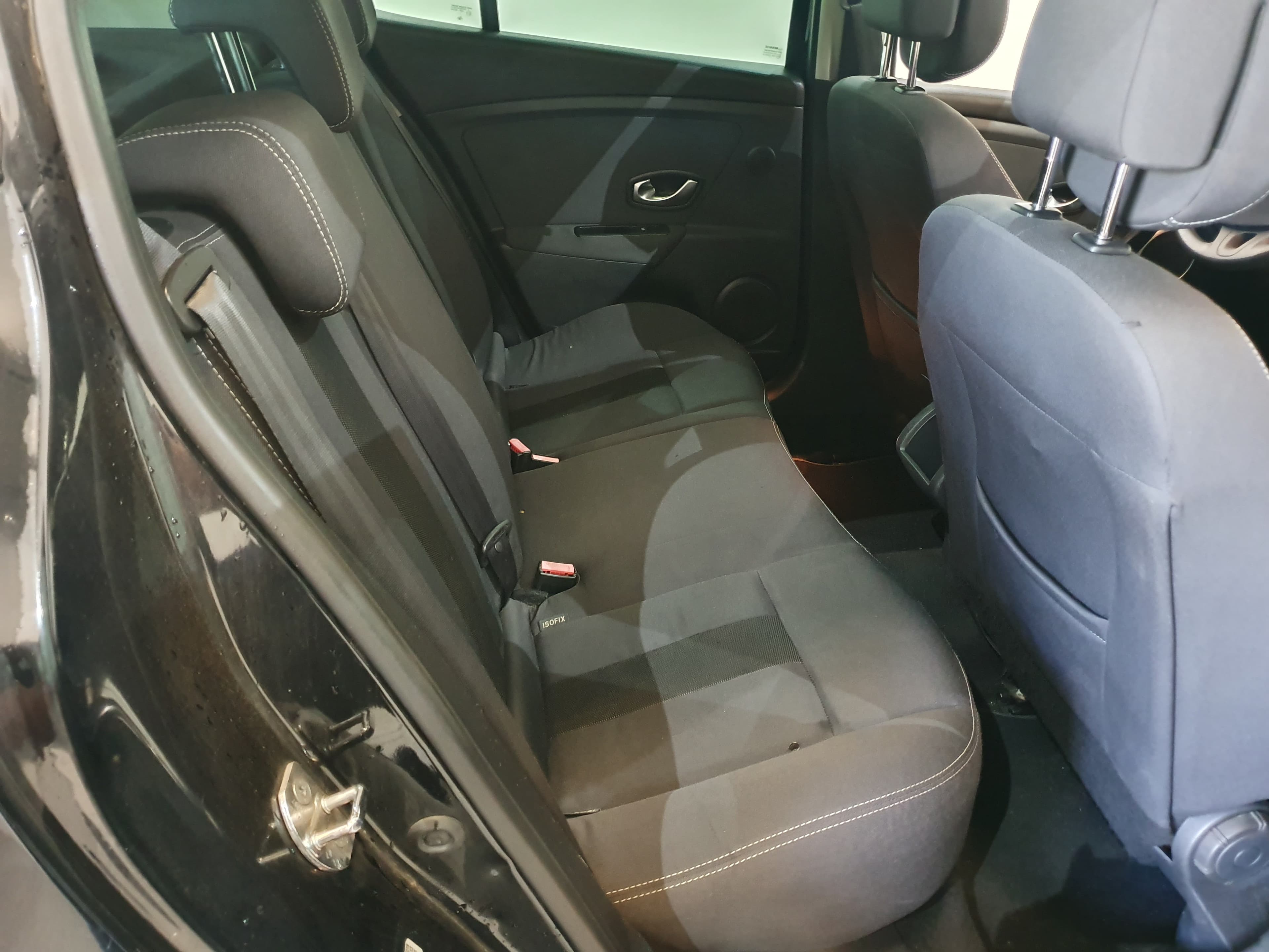 Renault Mégane 1.5DCI · Ano 2011 — imagen 25