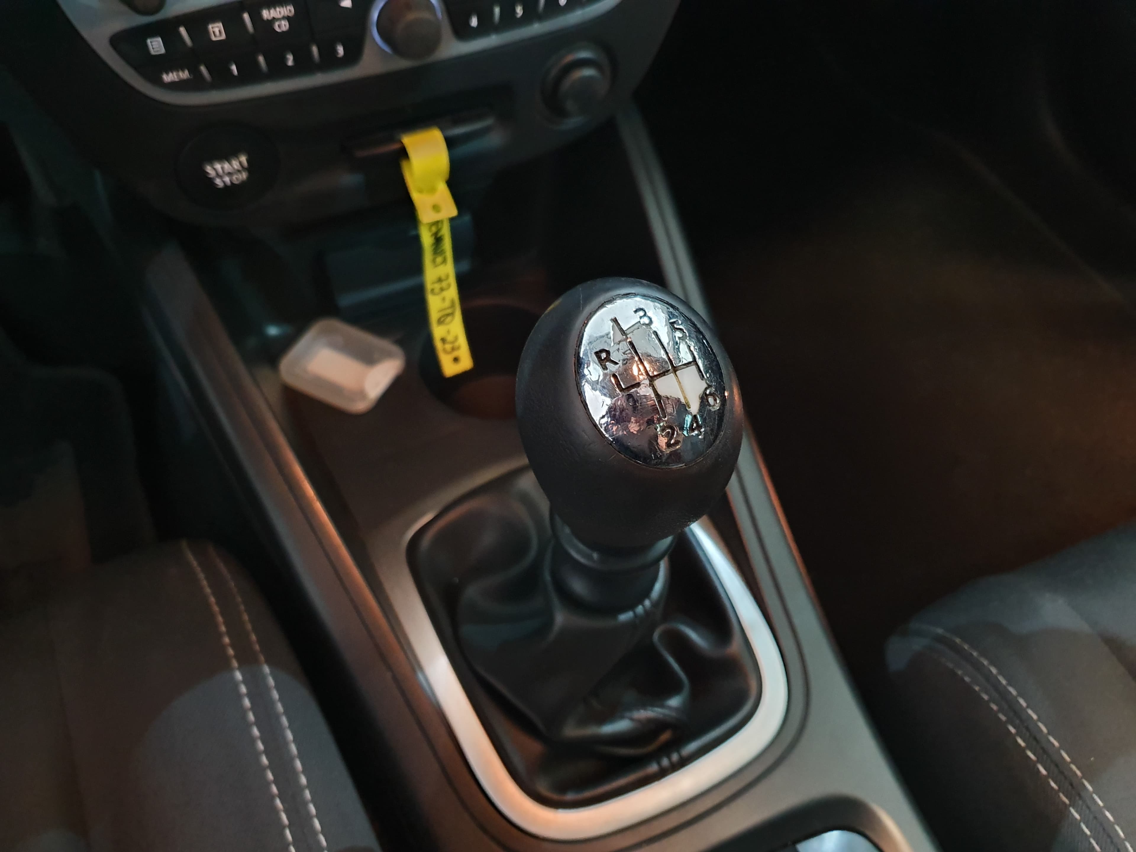 Renault Mégane 1.5DCI · Ano 2011 — imagen 40