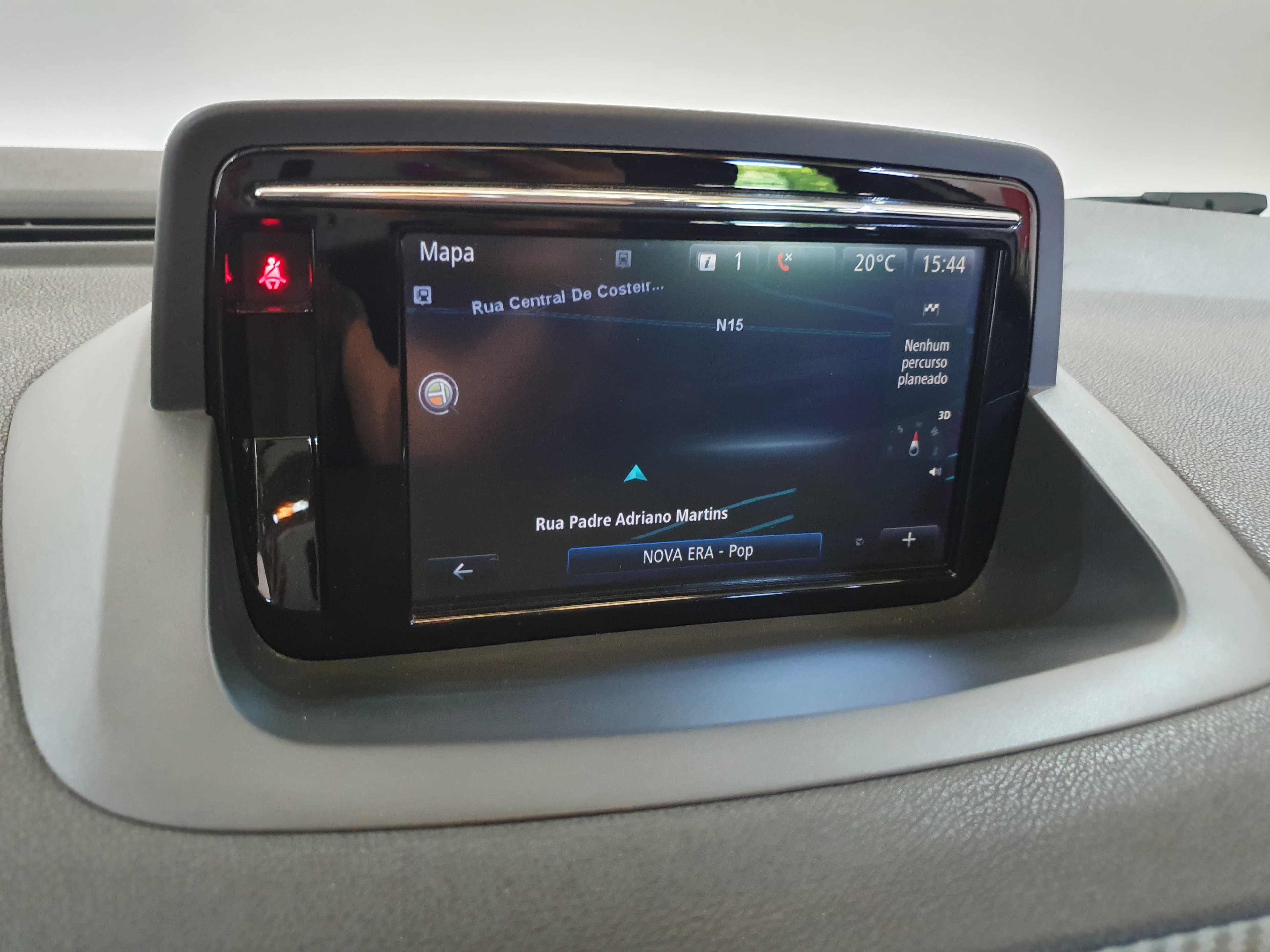 Renault Mégane 1.5 DCI · Ano 2015 — image 36