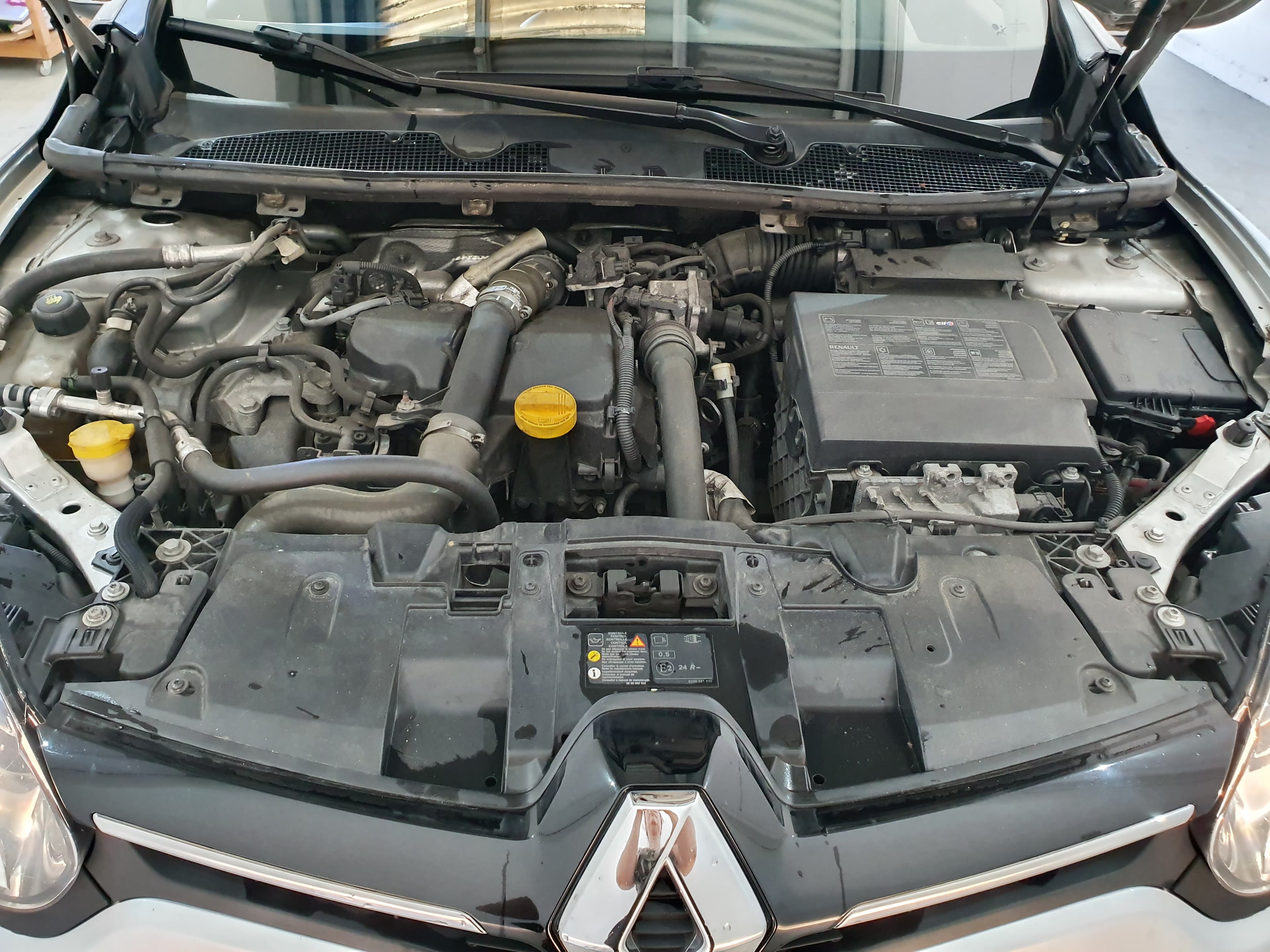 Renault Mégane 1.5 DCI · Ano 2015 — image 12