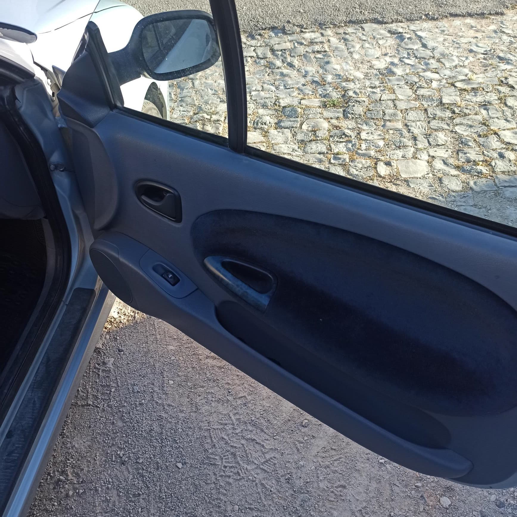 Renault Mégane Cabrio · Ano 1999 — imagem 27