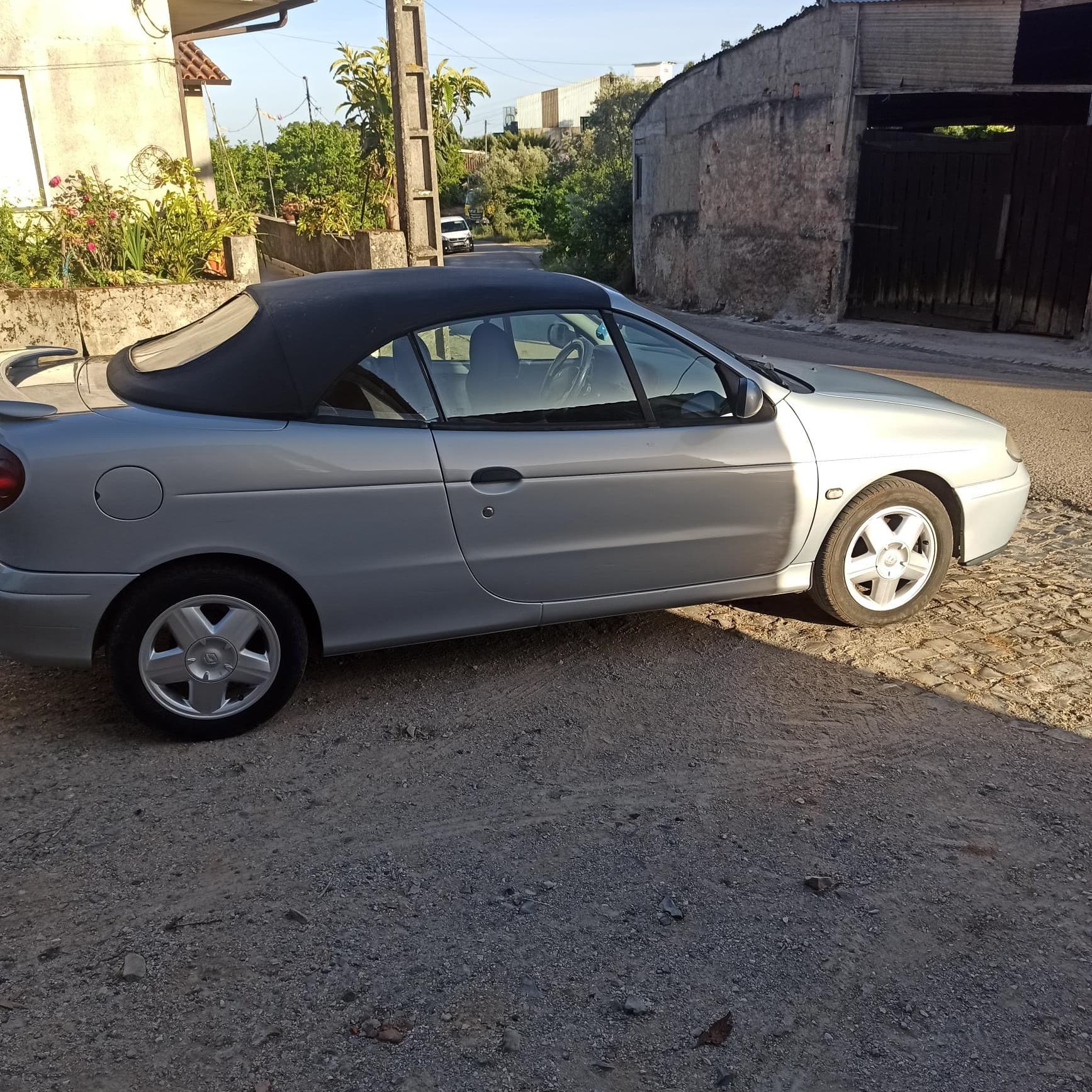 Renault Mégane Cabrio · Ano 1999 — imagem 12