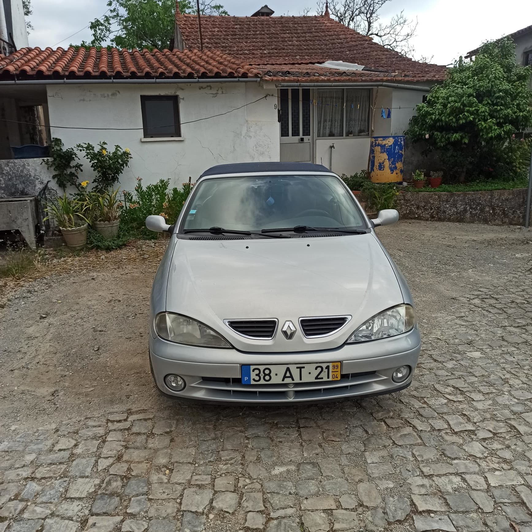 Renault Mégane Cabrio · Ano 1999 — imagem 6